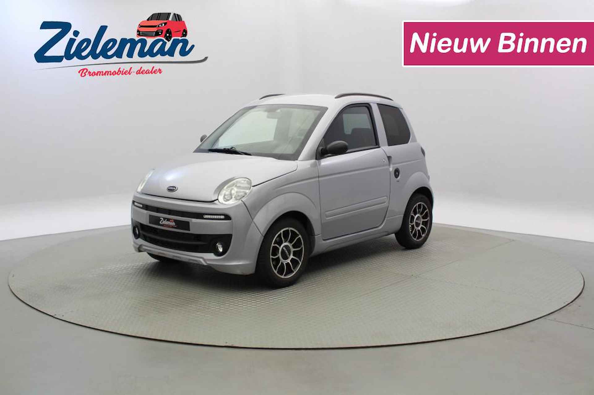 MICROCAR M.go DCi Dynamic - 2015 - 21.986 - 10/25