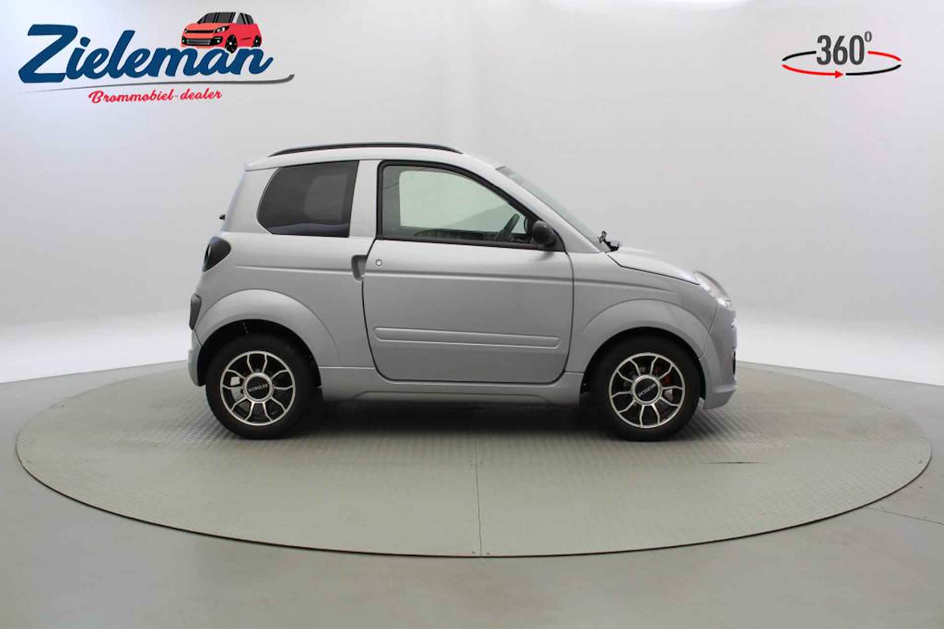 MICROCAR M.go DCi Dynamic - 2015 - 21.986 - 12/25