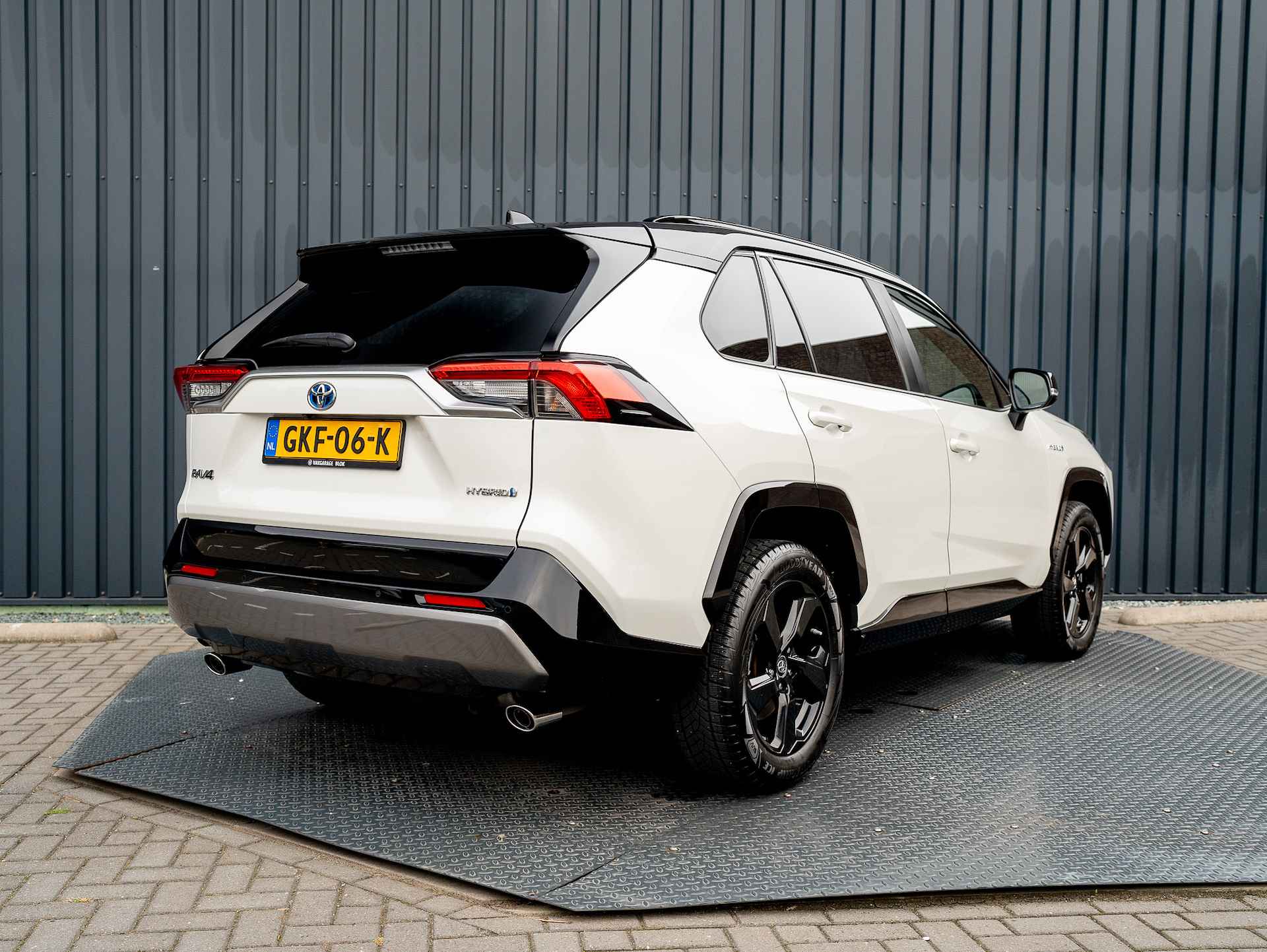 Toyota RAV4 2.5 Hybrid Bi-Tone | 360 Camera | JBL | Dodehoek sensoren | Prijs Rijklaar!! - 43/45