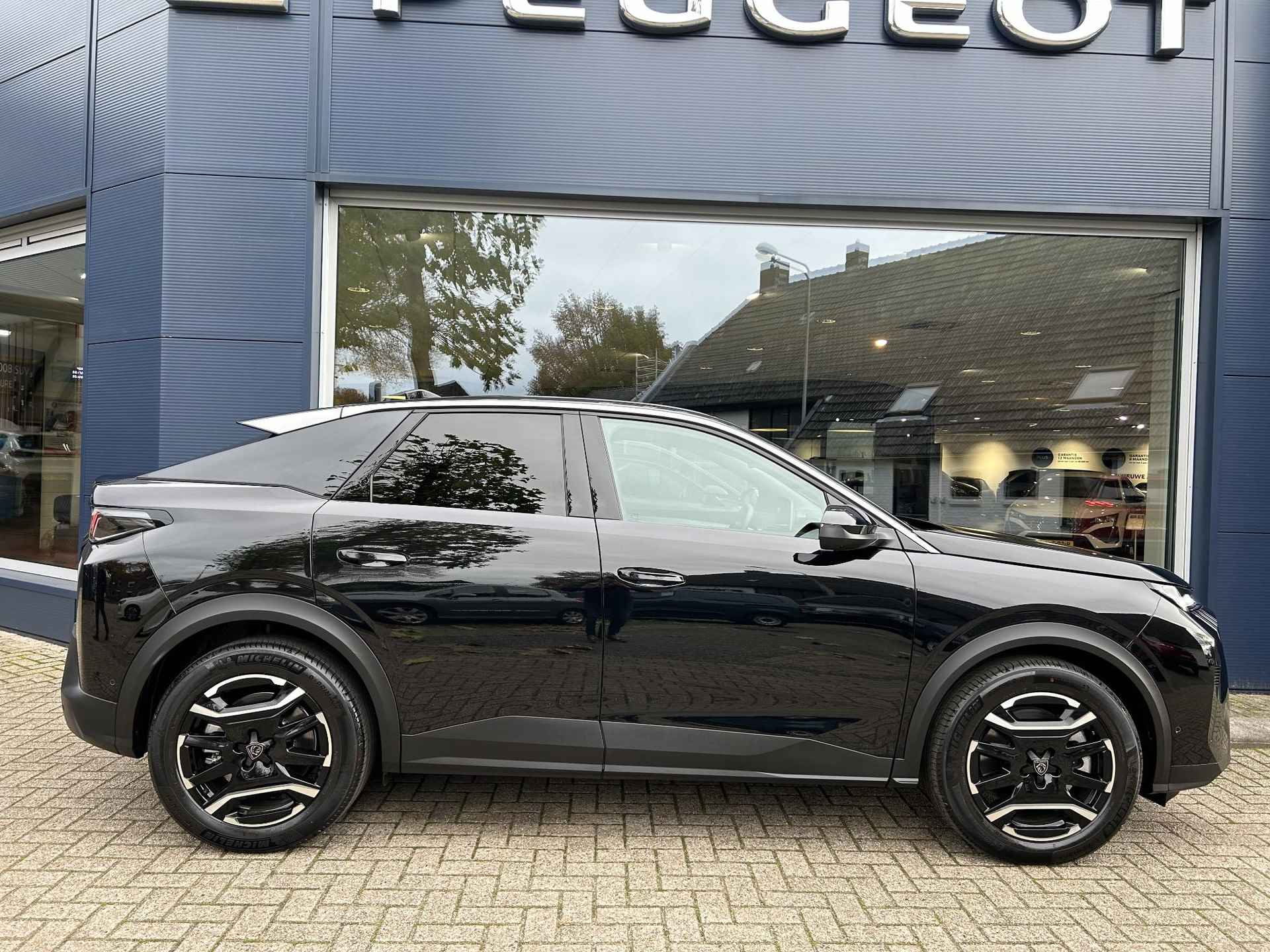 Peugeot e-3008 Allure Avantage 73 kWh | Nieuw uit voorraad leverbaar | Meerdere Kleuren ! | € 42.900 na Subsidie | Tot 520 KM Actieradius | Panoramic Navigation | 360 Graden Camera | Adaptieve Cruise Control | Dode Hoek Signalering | Climate Control | 19" Lichtmetalen Velgen | - 8/53