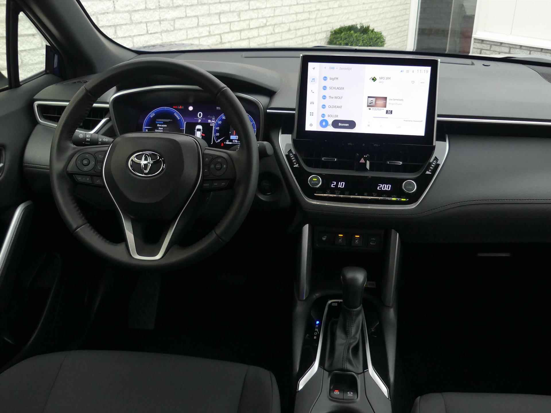 Toyota Corolla Cross 1.8 HYBRID 140PK STYLE CAMERA/ADAP.CRUISE/ELEK.A-KLEP/STOELVERW. - 13/37