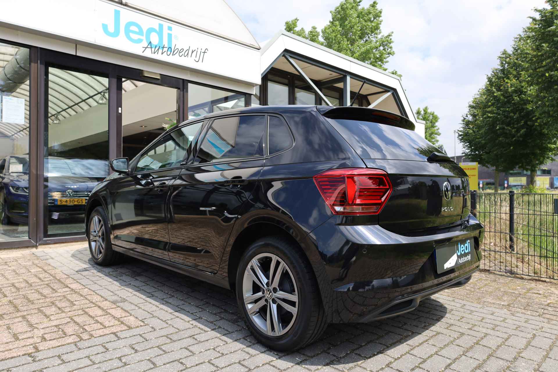 Volkswagen Polo Active 5drs 1.0 TSI 70kw/95pk - 23/55