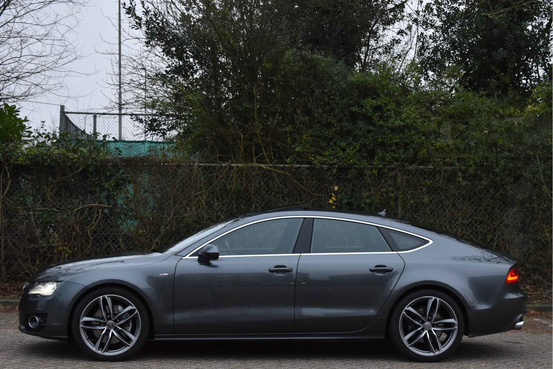 Audi A7 Sportback 3.0 TFSI quattro Pro Line plus 300 PK 3x S-Line | NL-Auto | Keyless | Luchtvering | Open dak | Camera | 20" Velgen - 4/69