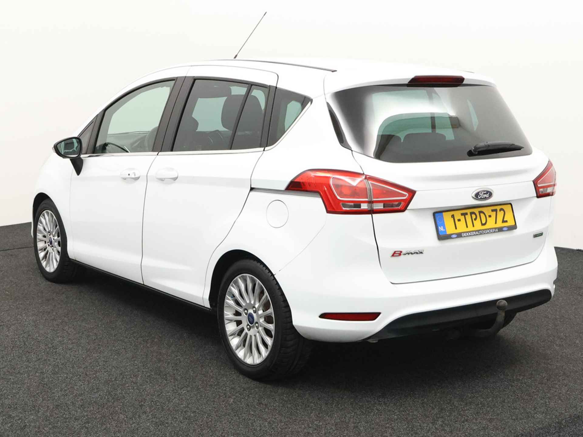 Ford B-MAX 1.0 EcoBoost Titanium Trekhaak sony audio USB Cruisec lmvelg bleutooth telefoon automlicht titanium uitvoering met ruime instap door schuifdeur achter - 4/29