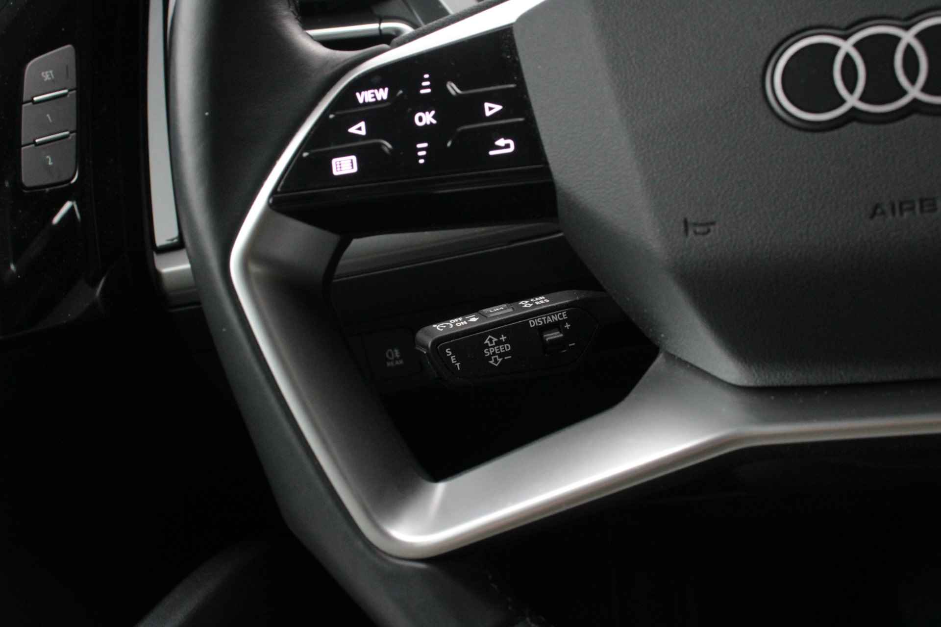 Audi Q4 e-tron 40 Advanced edition 77 kWh | Matrix LED | Camera | Lederen sportstoelen | Adaptive Cruise | Dodehoeksensoren - 15/18