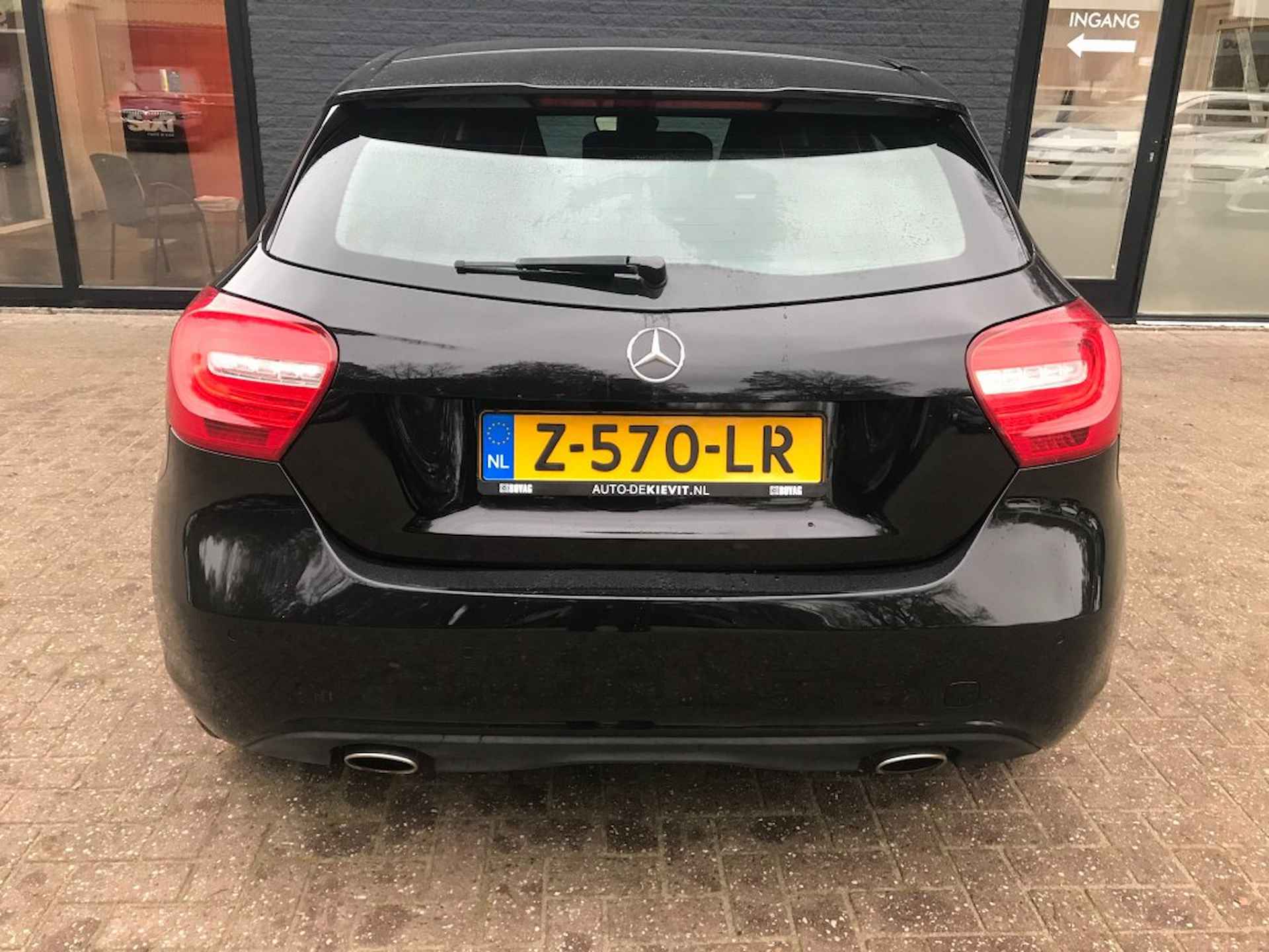 MERCEDES-BENZ A-klasse a200 **automaat/nieuw model** - 6/25