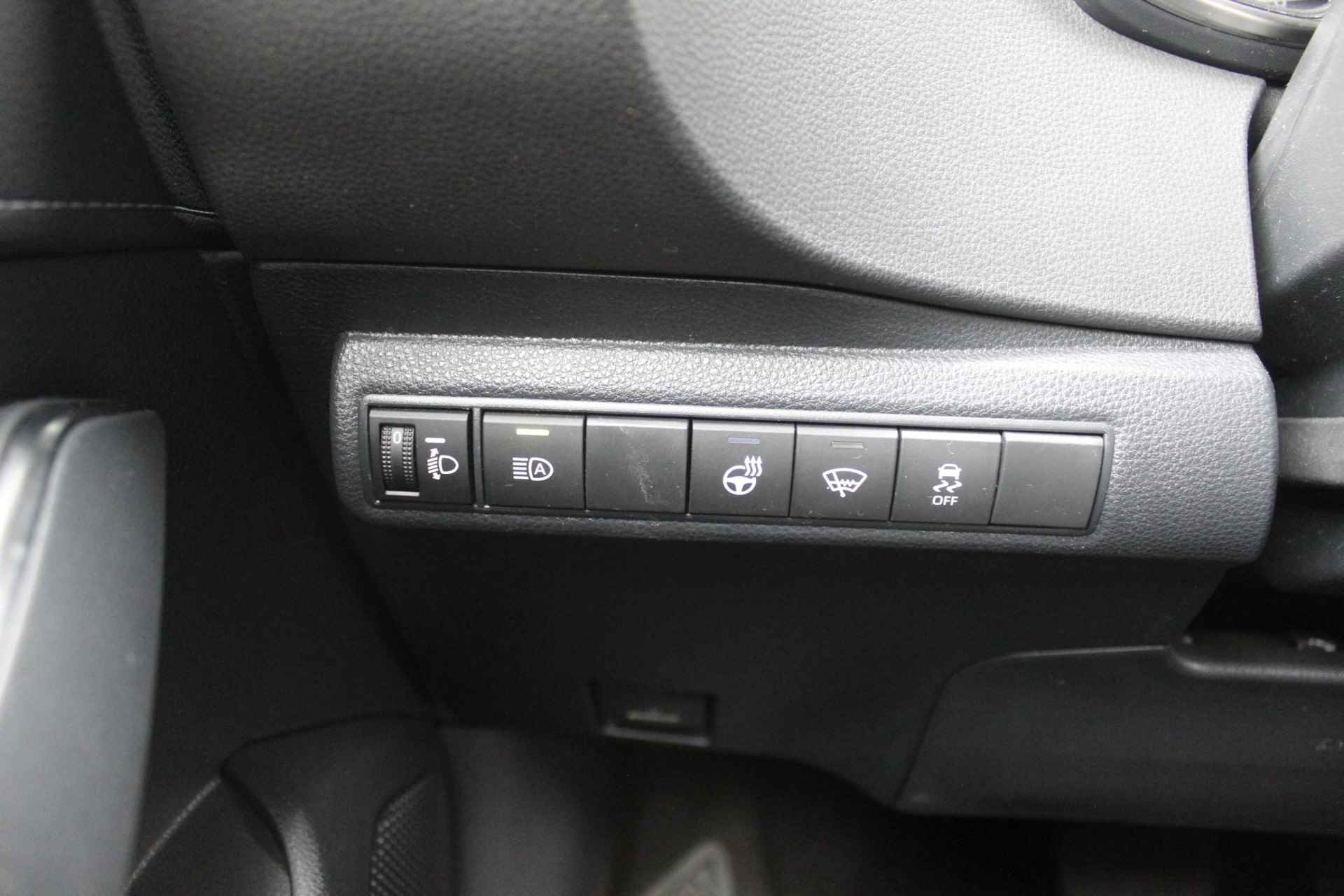 Suzuki Swace 1.8 Hybrid Select  | Stoelverwarming | Camera | Navigatie* | Carplay | - 14/32