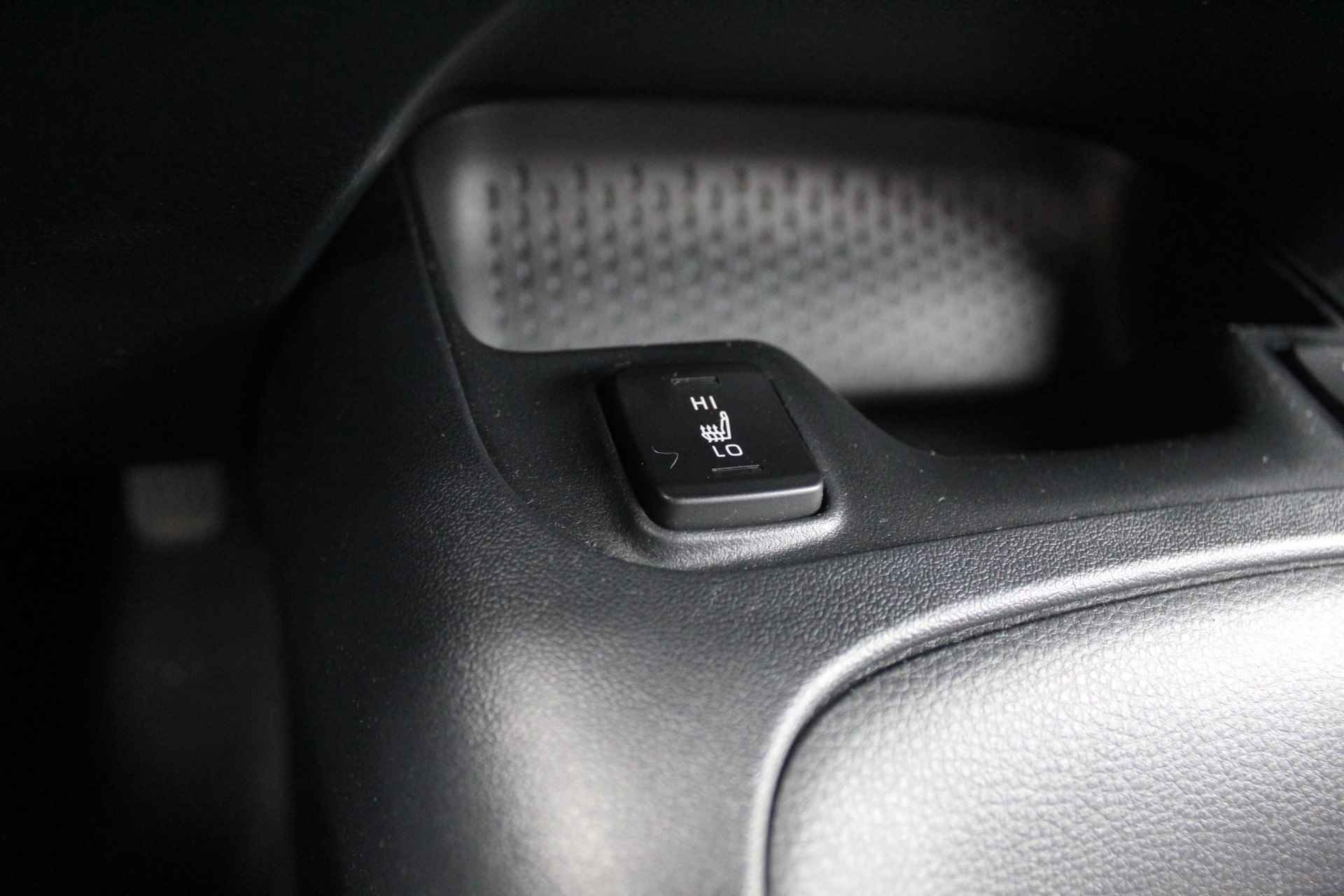 Suzuki Swace 1.8 Hybrid Select  | Stoelverwarming | Camera | Navigatie* | Carplay | - 20/32