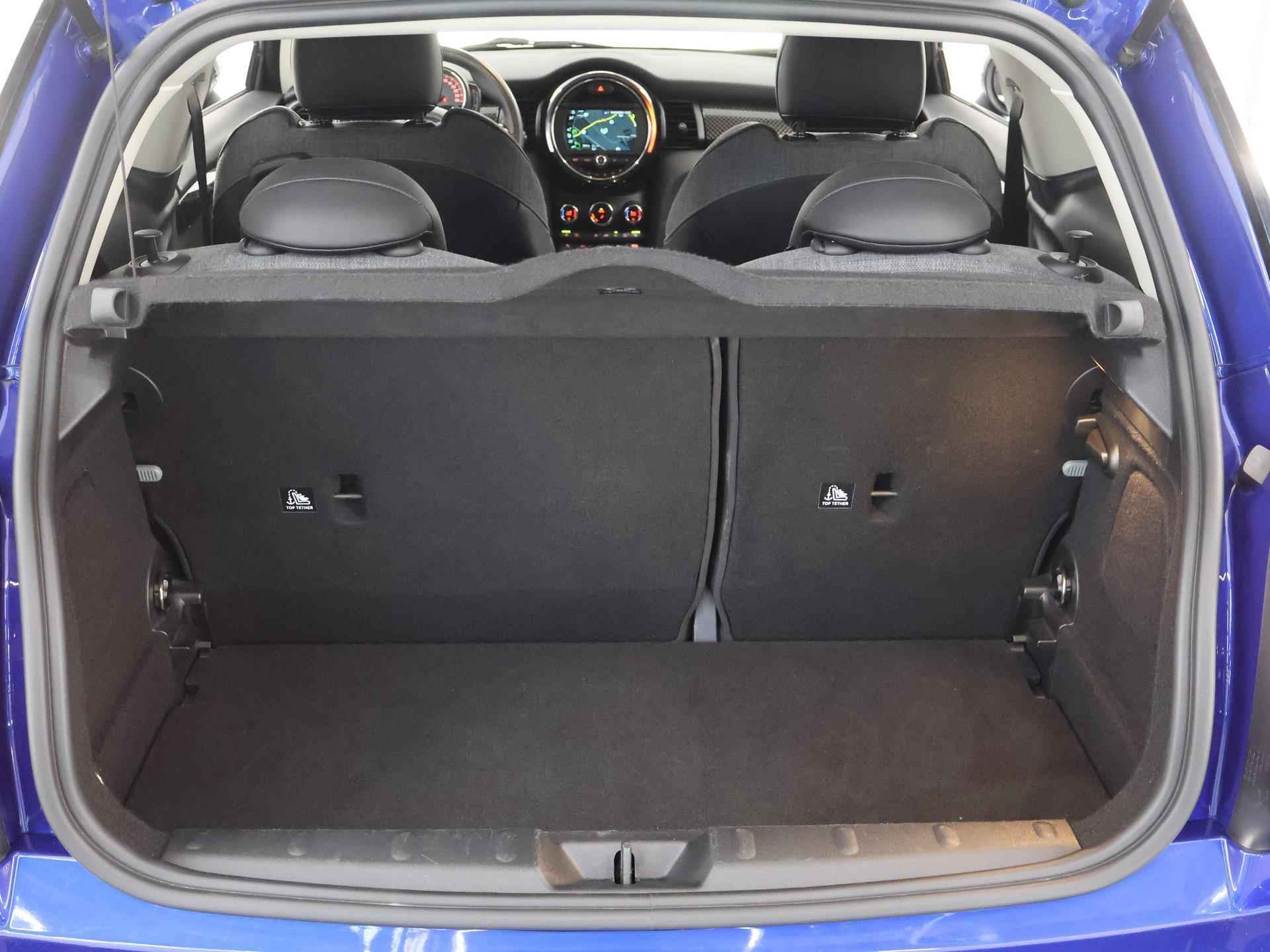 Mini Mini 2.0 Cooper S Chili 190 PK | Navigatiesysteem | Stoelverwarming | Parkeersensoren | Cruise Control | Sportstoelen | - 35/39