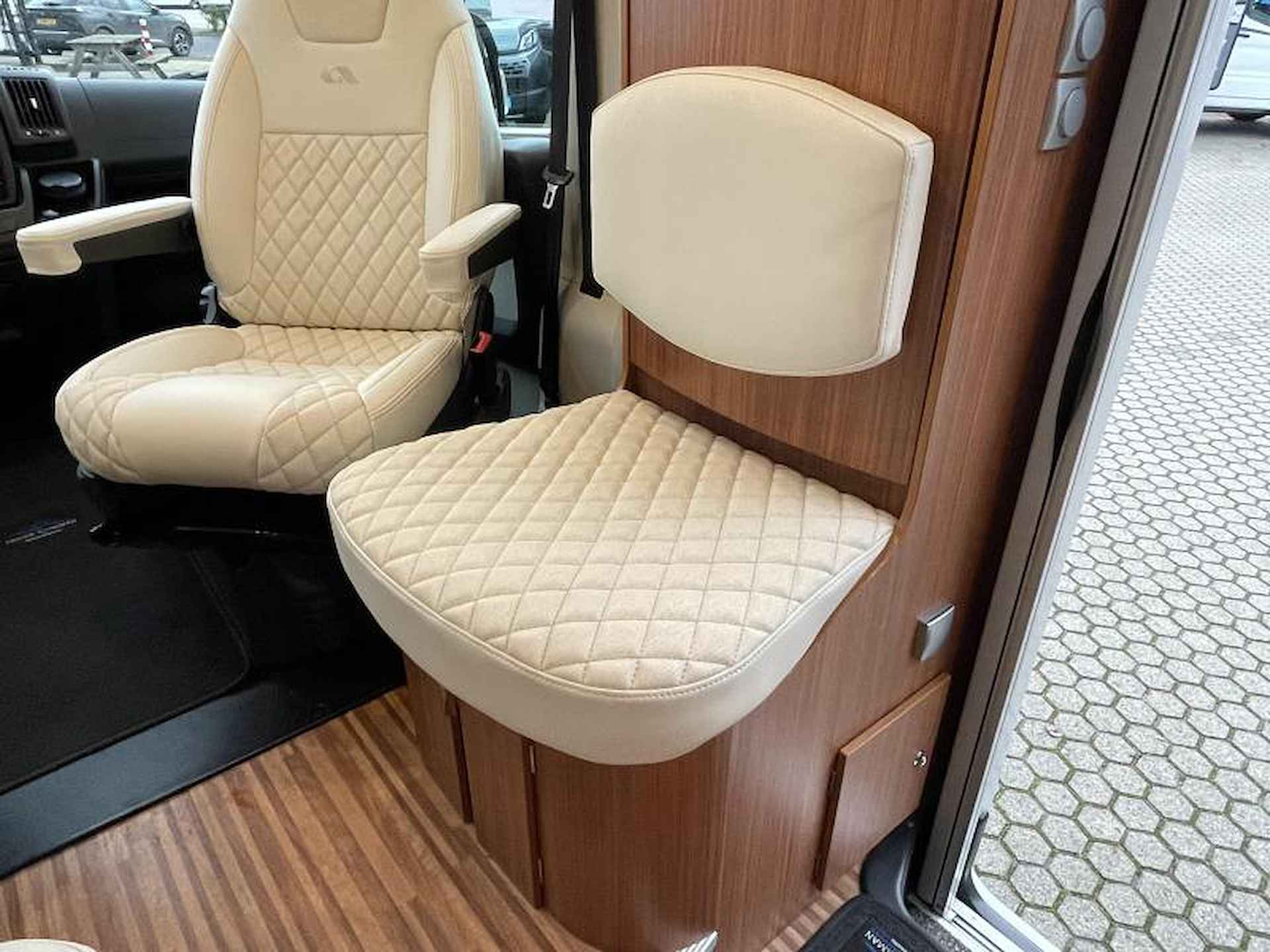 Adria Compact SL Nieuwe Bekleding Bearlock - 14/25