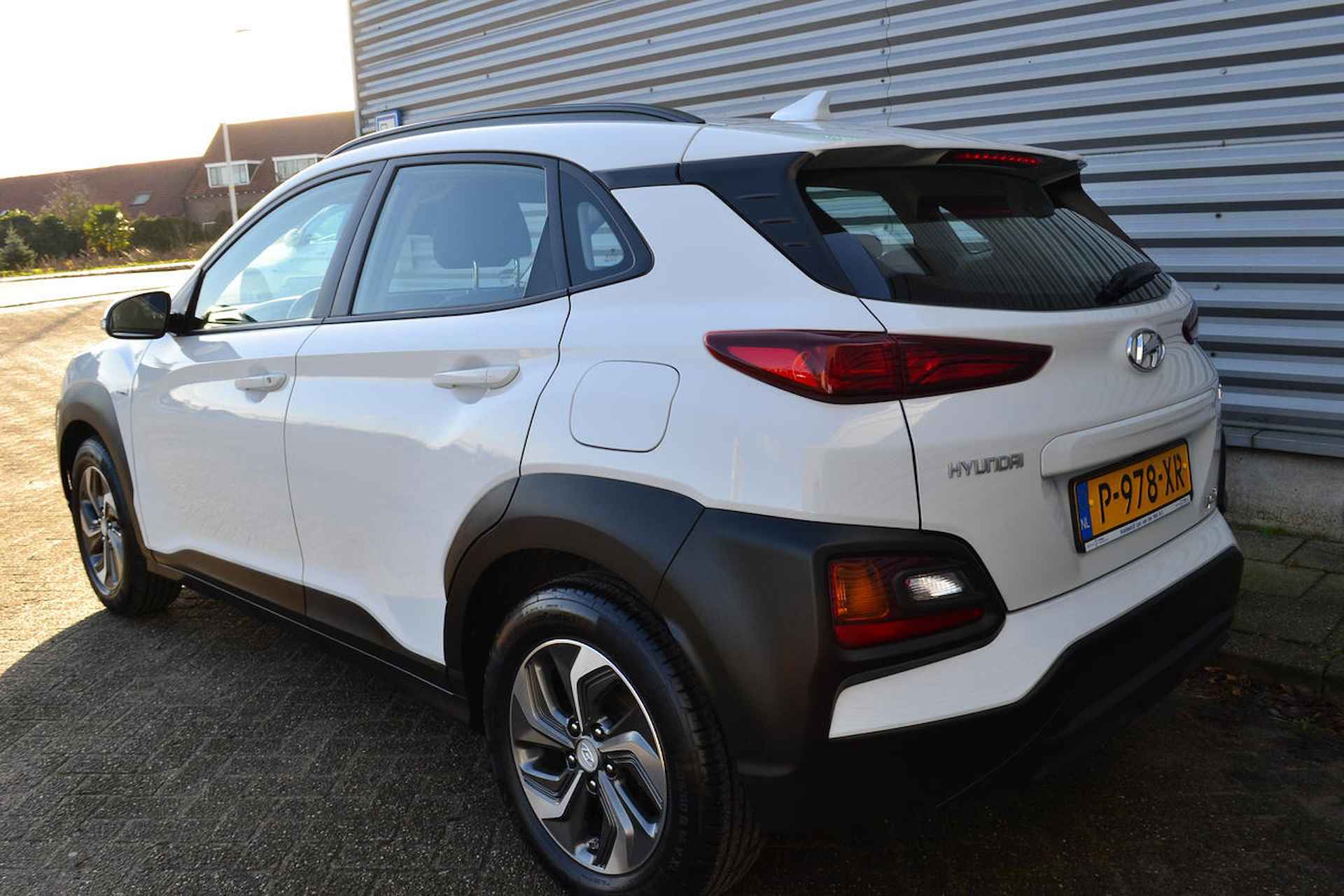 Hyundai KONA 1.6 GDI HEV COMFORT|CAMERA|CARPLAY|PDC - 5/34