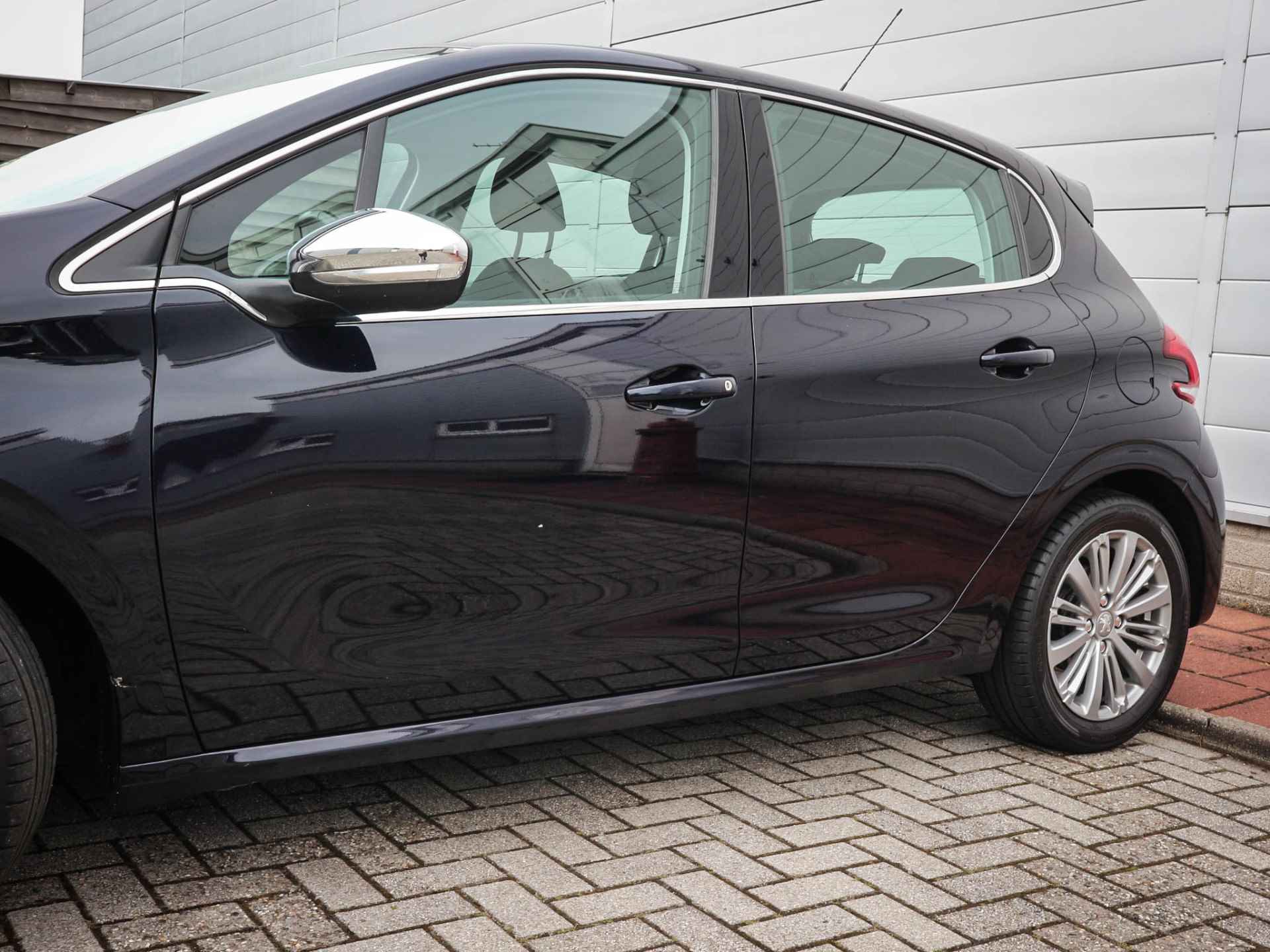 Peugeot 208 1.6 BlueHDi Blue Lease Executive | Clima | Navi | Cruise | Lichtmetaal | Trekhaak | Pdc - 20/50