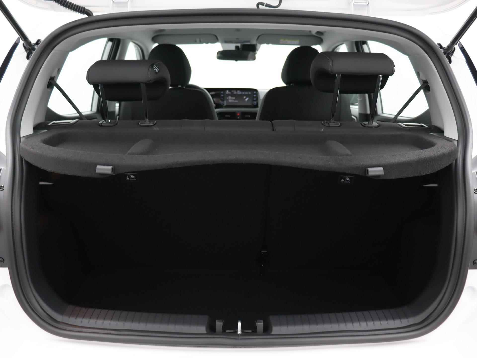Hyundai i10 1.0 Comfort Incl. €1500,- korting! - 30/35