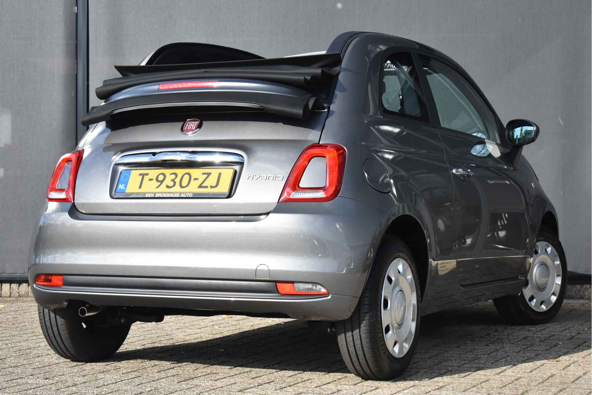 Fiat 500 Cabrio 1.0 Hybrid | Navigatie by App | Nieuwstaat! | Airco | Apple Carplay | Android Auto | Bluetooth-Telefoonverbinding | !! - 3/42