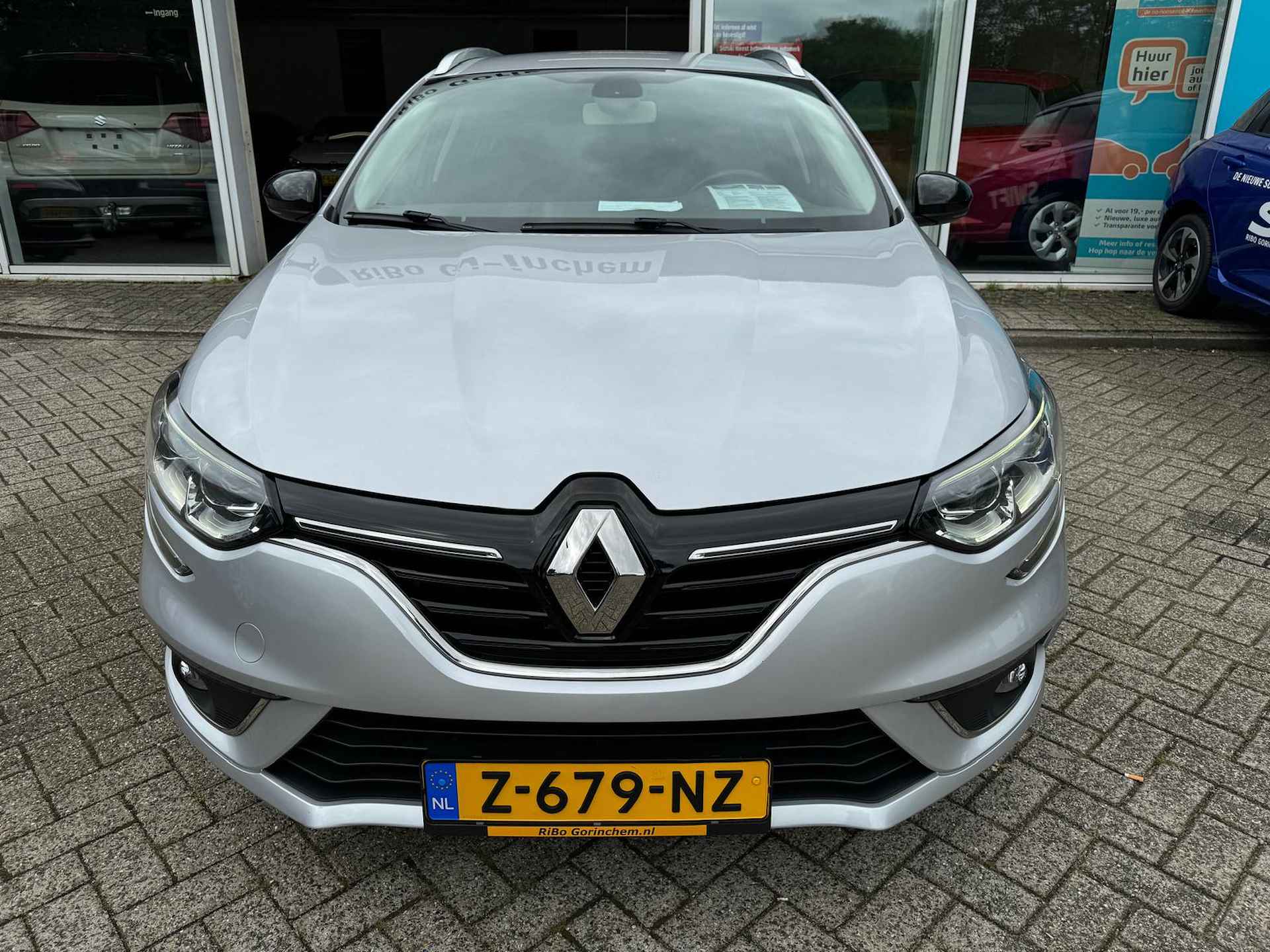 RENAULT Megane 1.2 Energy TCe 130pk EDC Limited - 11/29