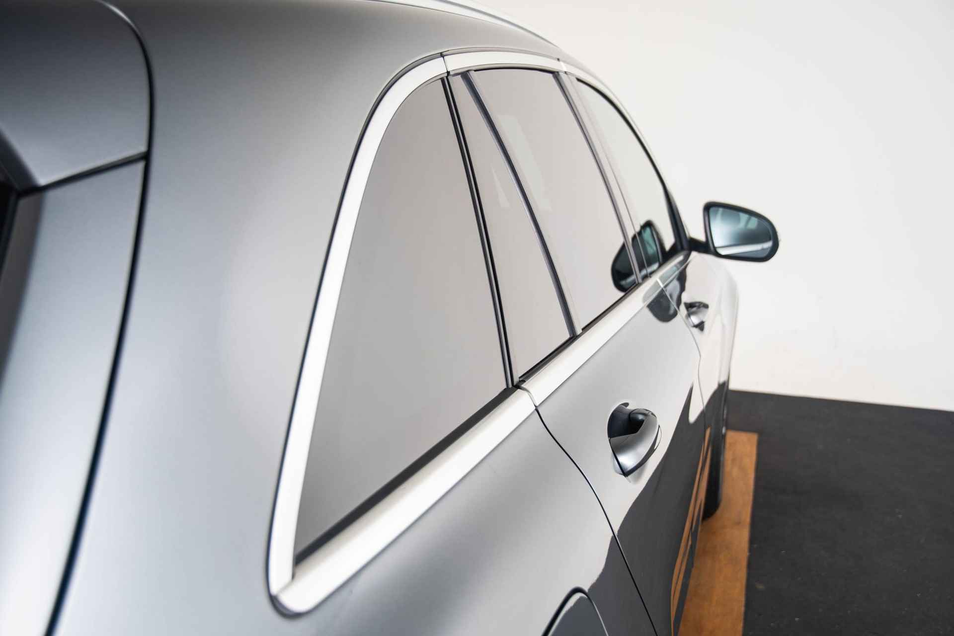 Mercedes-Benz GLC-klasse 200 Business Solution Limited Trekhaak - Aanhangwagenassistent - Parkeerpakket & camera - Stoelverwarming - warmtewerend glas - LED Koplampen - 17/40