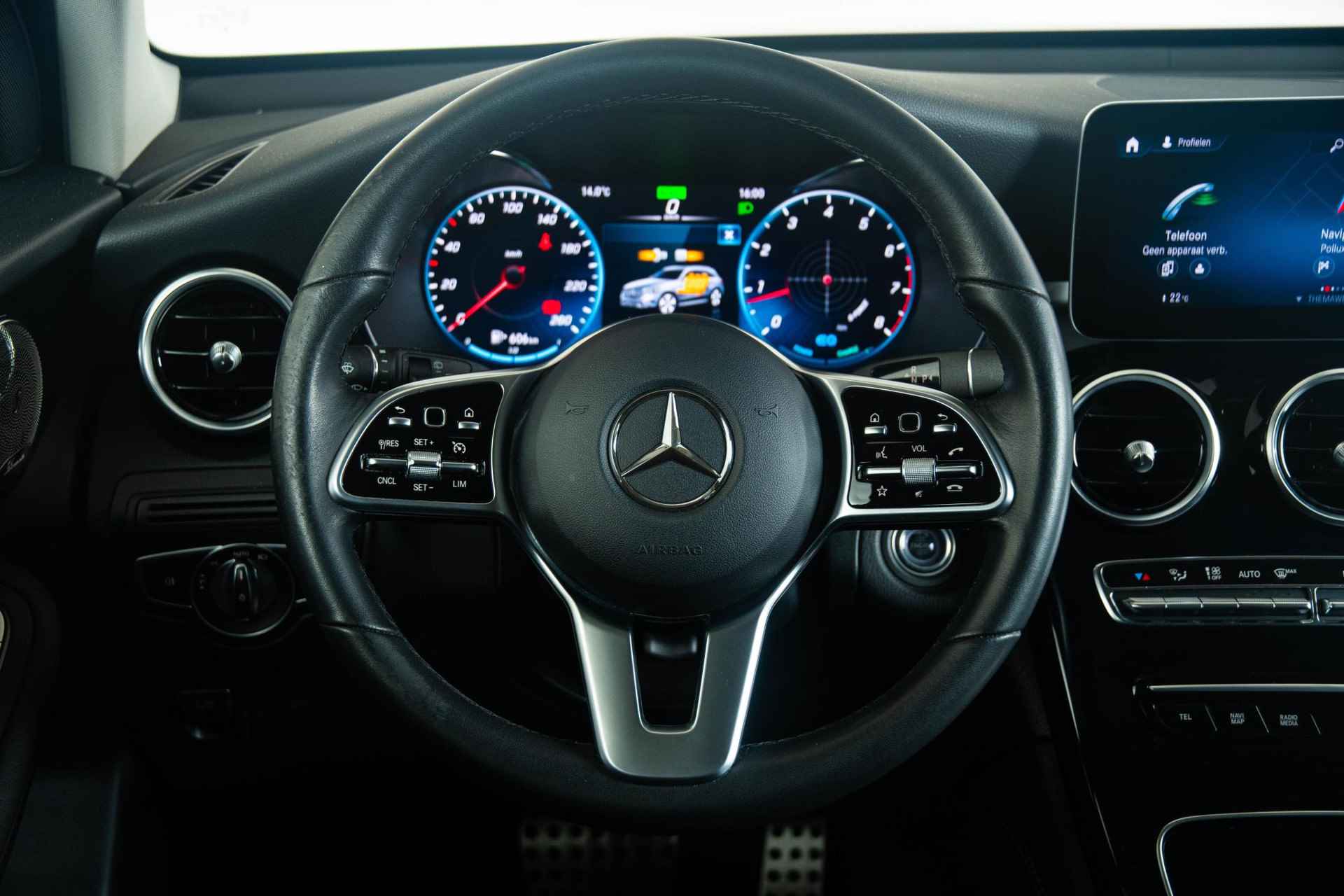 Mercedes-Benz GLC-klasse 200 Business Solution Limited Trekhaak - Aanhangwagenassistent - Parkeerpakket & camera - Stoelverwarming - warmtewerend glas - LED Koplampen - 21/40