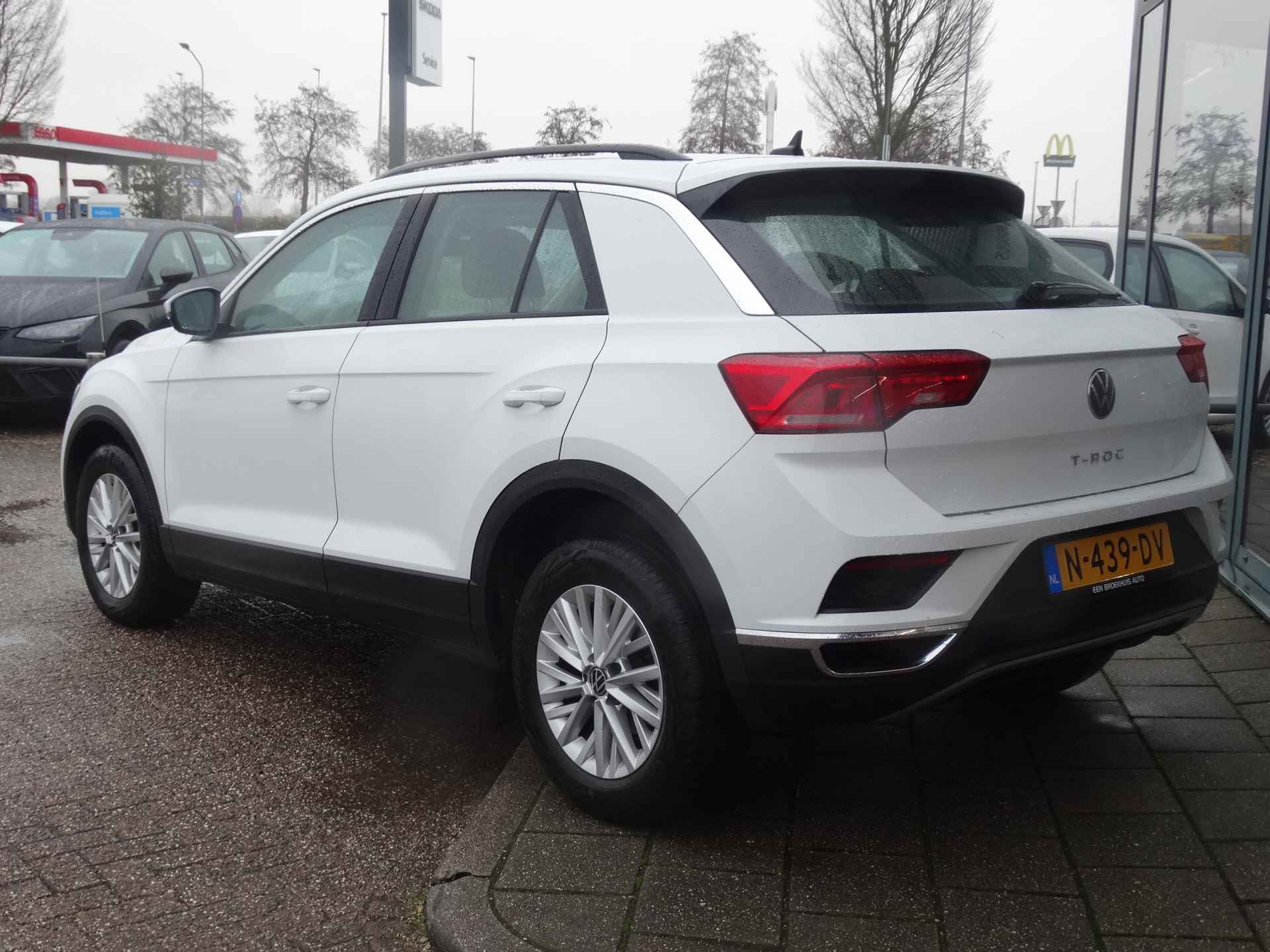 Volkswagen T-Roc 1.0 TSI Style | Navigatie | Apple Carplay/Android Auto | Cruise Control | - 2/21