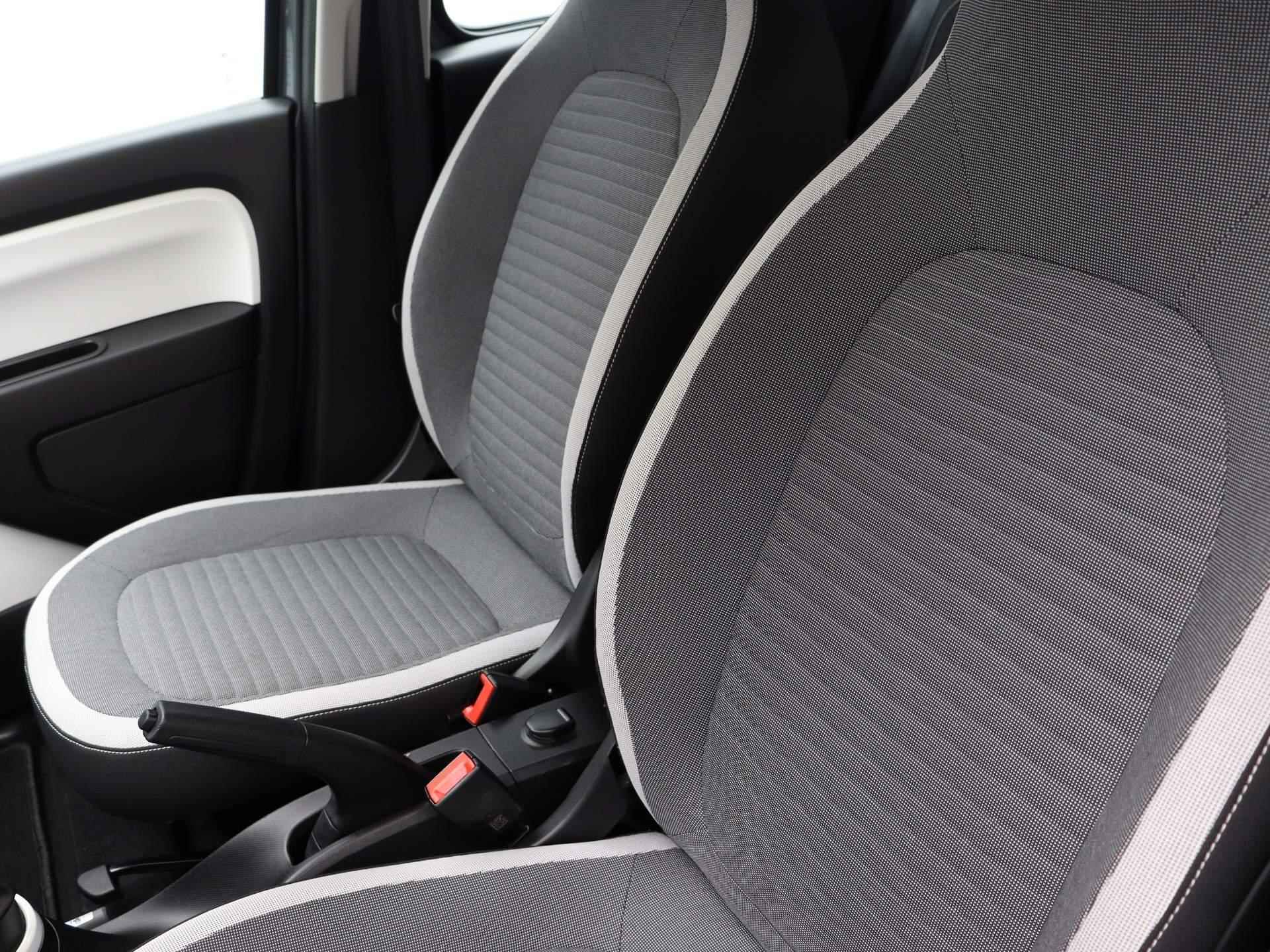 Renault Twingo 1.0 SCe Collection | Airco | Met leder bekleed stuurwiel | Pack Look Interieur 'Noir' | Metaalkleur | - 11/24