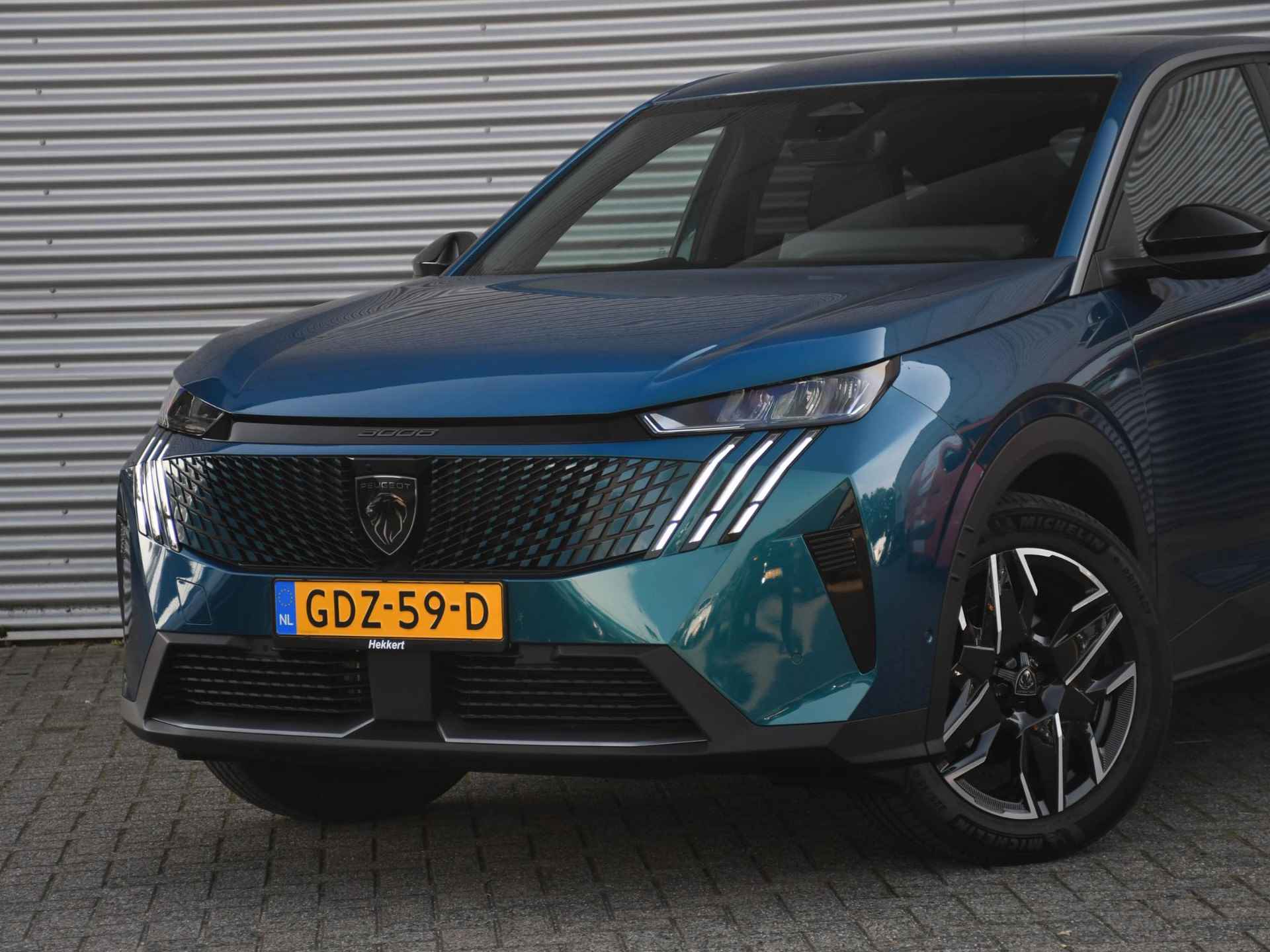 Peugeot 3008 Allure 1.2 Hybrid 136pk Automaat 360 CAMERA | 19''LM | ADAP. CRUISE | DODE HOEK | LANE ASSIST | NAVI | APPLE CARPLAY - 2/32