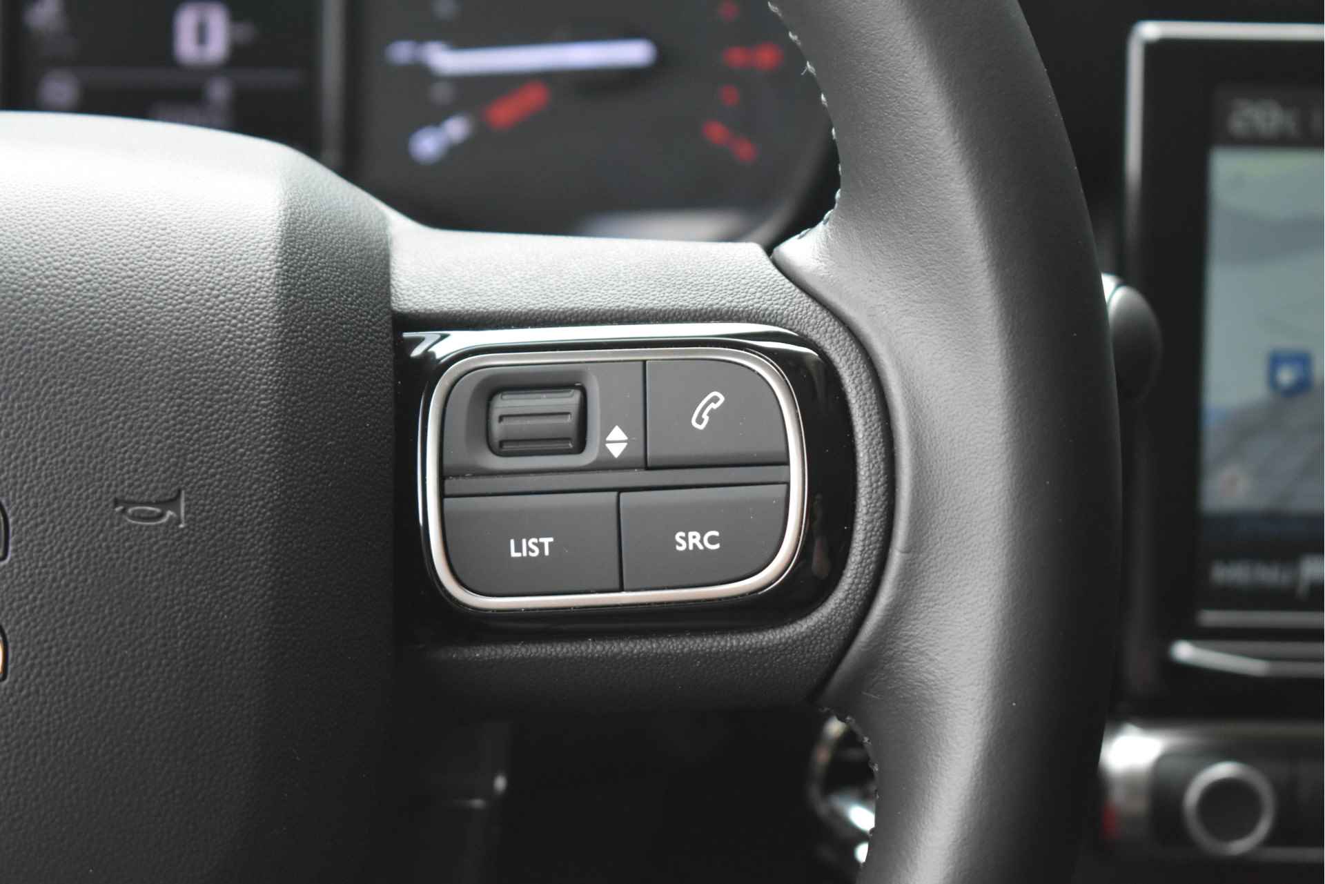 Citroën C3 Aircross 1.2 PureTech Feel 110pk | Navigatie | AllSeason | Full-LED | Airco | Cruise Control | 1e Eigenaar | Dealeronderhouden | !! - 15/33