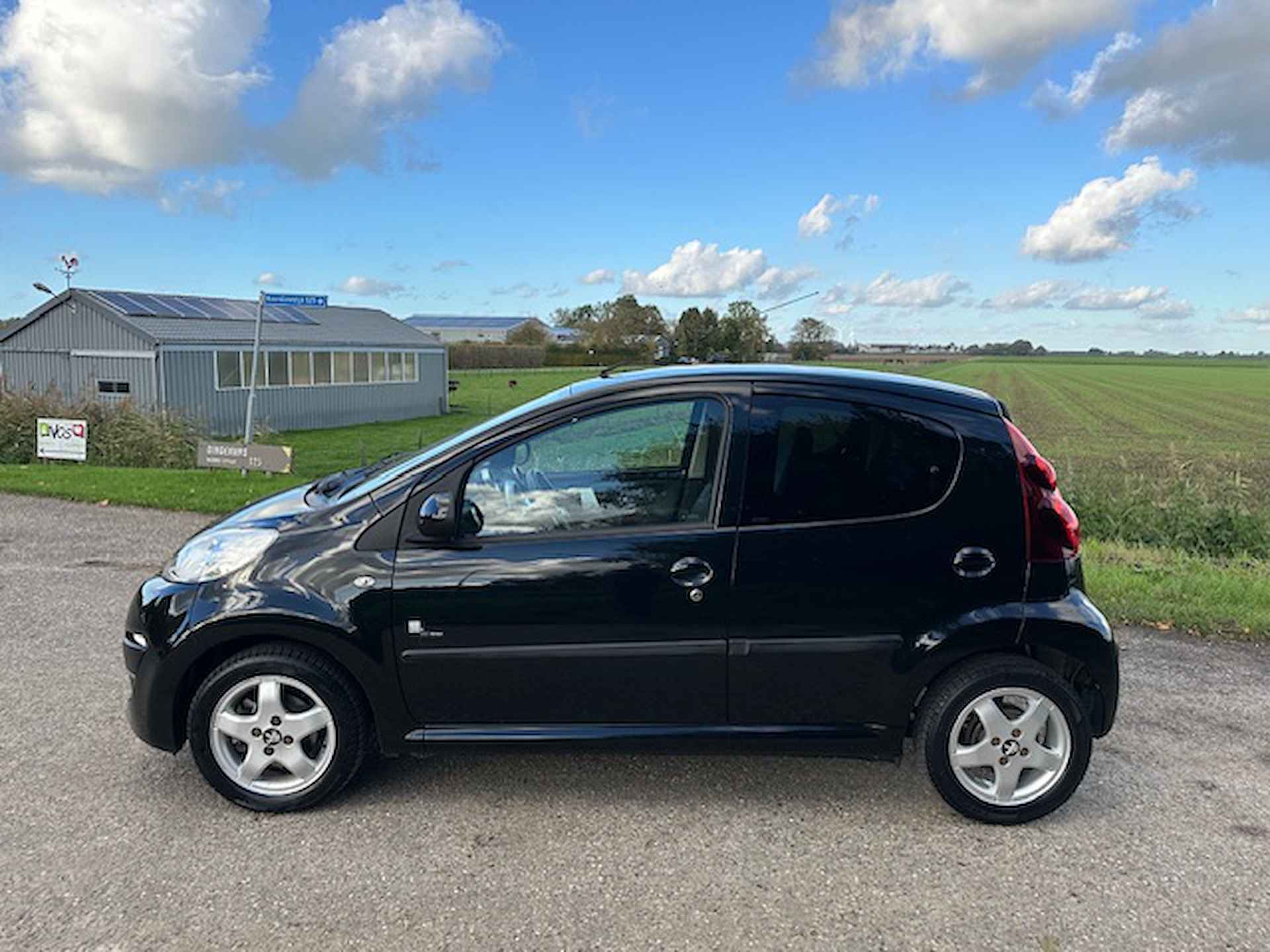 Peugeot 107 1.0 Black & Silver Zeer complete uitvoering - 13/16