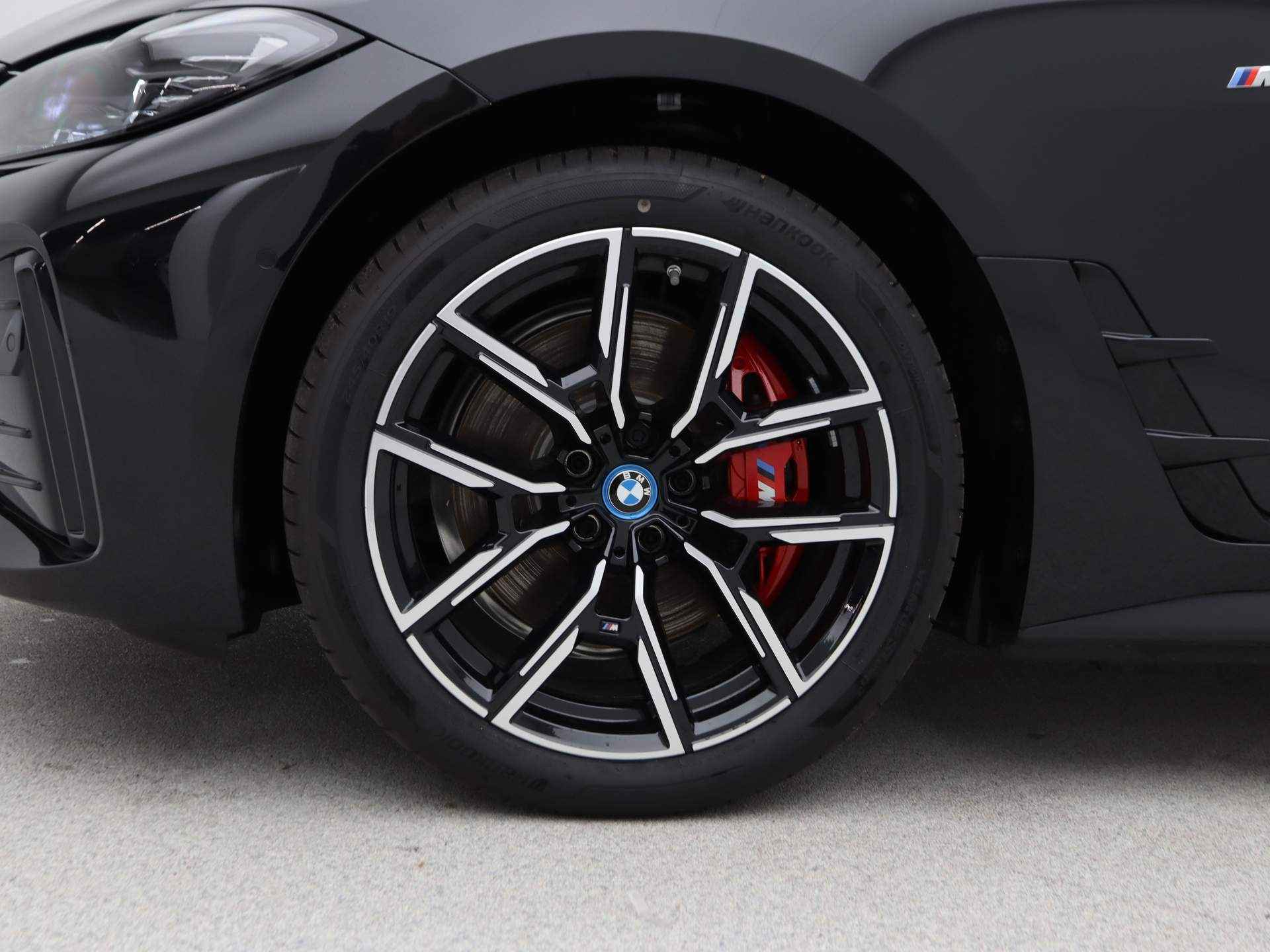 BMW i4 eDrive35 High Executive M Sportpakket Pro - 18/22