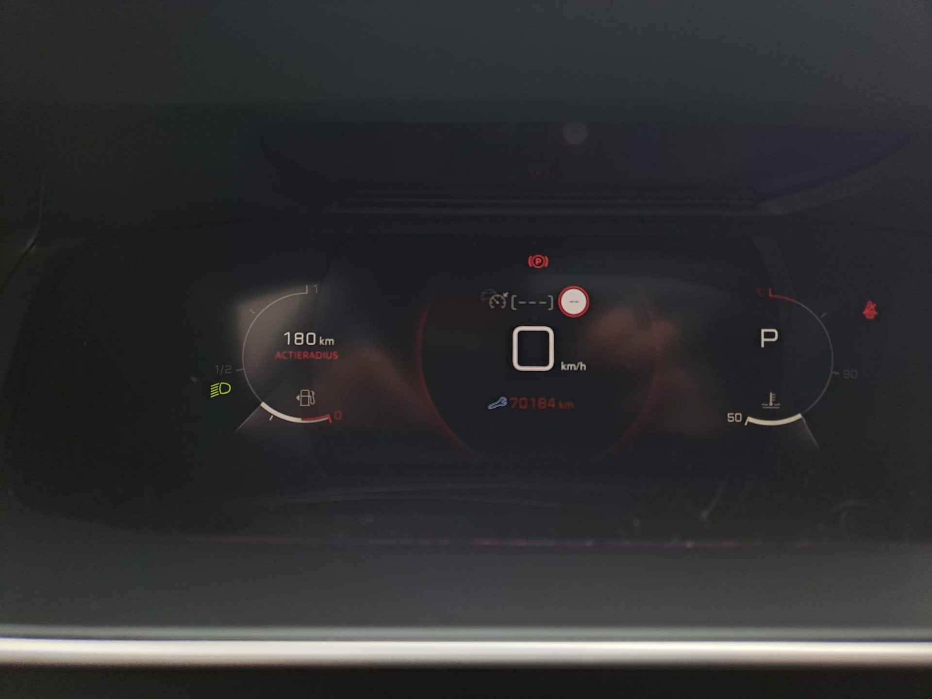 Peugeot 208 1.2 PureTech GT-Line |  Glazen panoramadak | Navigatie | Zeer sportief! - 11/27