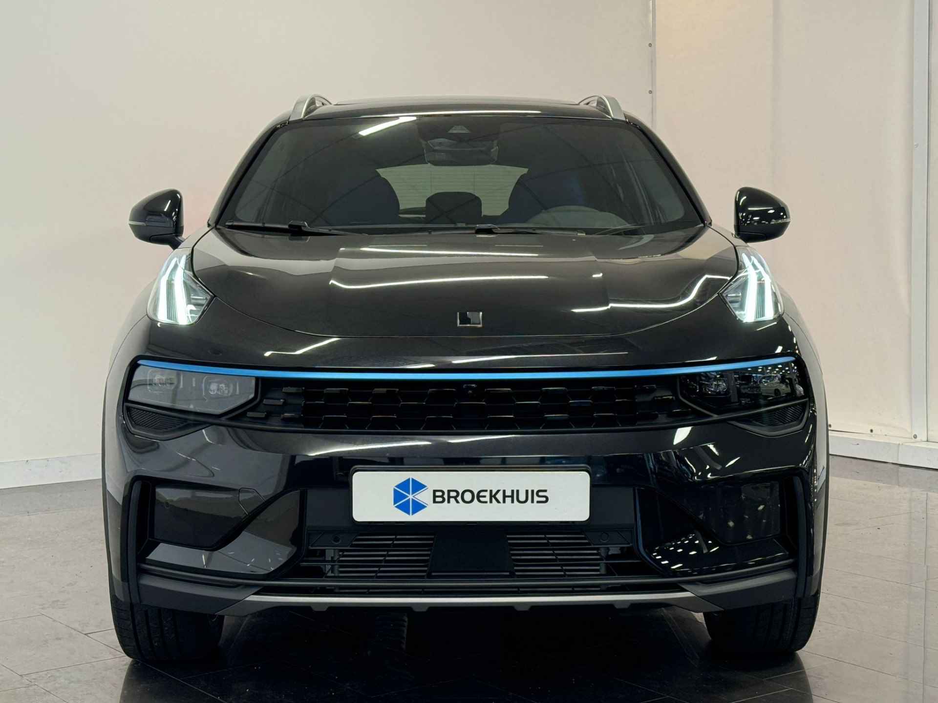 Lynk & Co 01 1.5 | Panoramadak | Adaptive Cruise | BLIS | 360 Camera | Infinity Audio | Elektrische Stoel | Stuurverwarming | Keyless | Trekh - 50/57