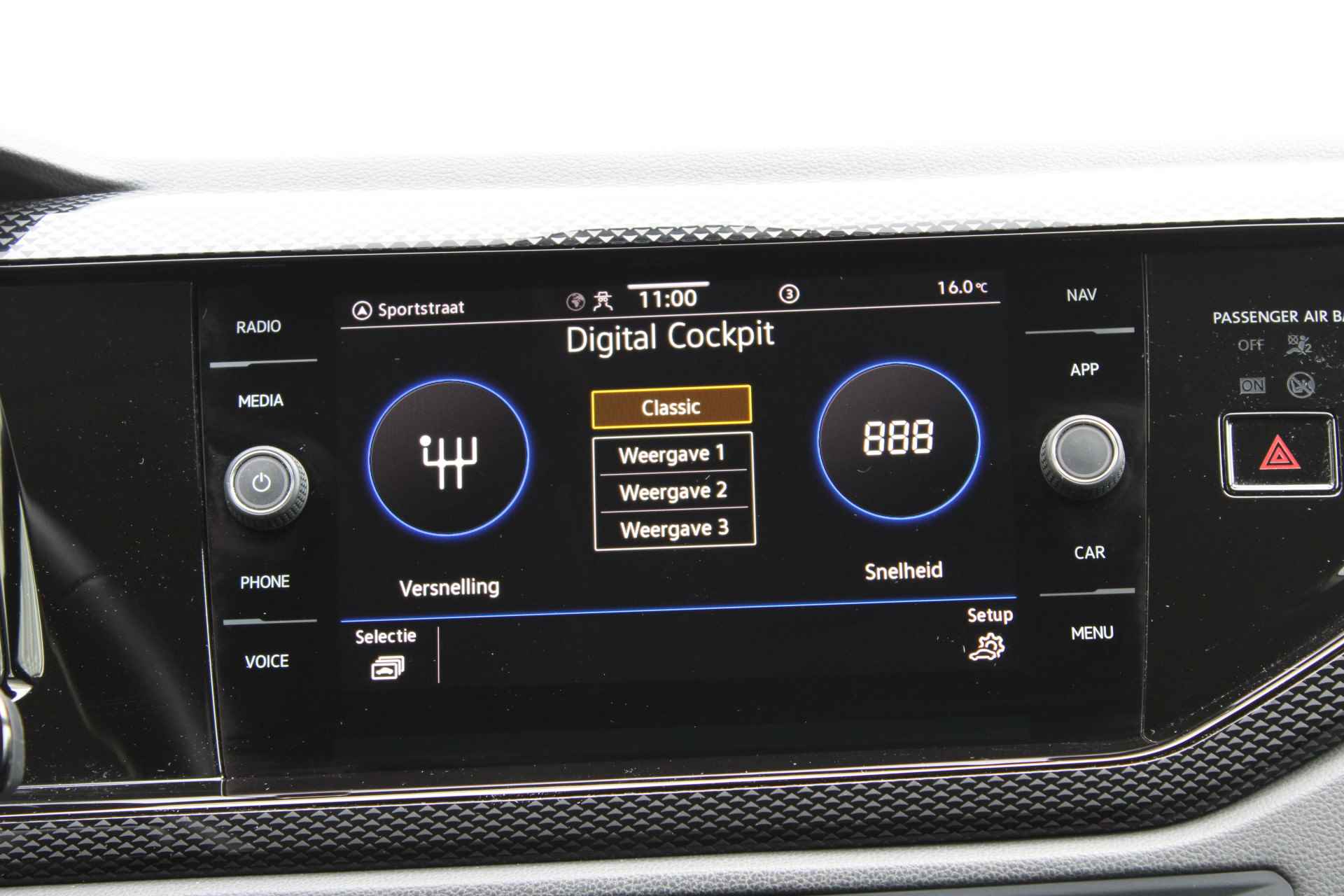 Volkswagen Polo Life Business 1.0 TSI 95 pk DSG | Camera | PDC v+a | Apple Carplay | Stoelverwarming | 15"Lmv | LED - 35/44