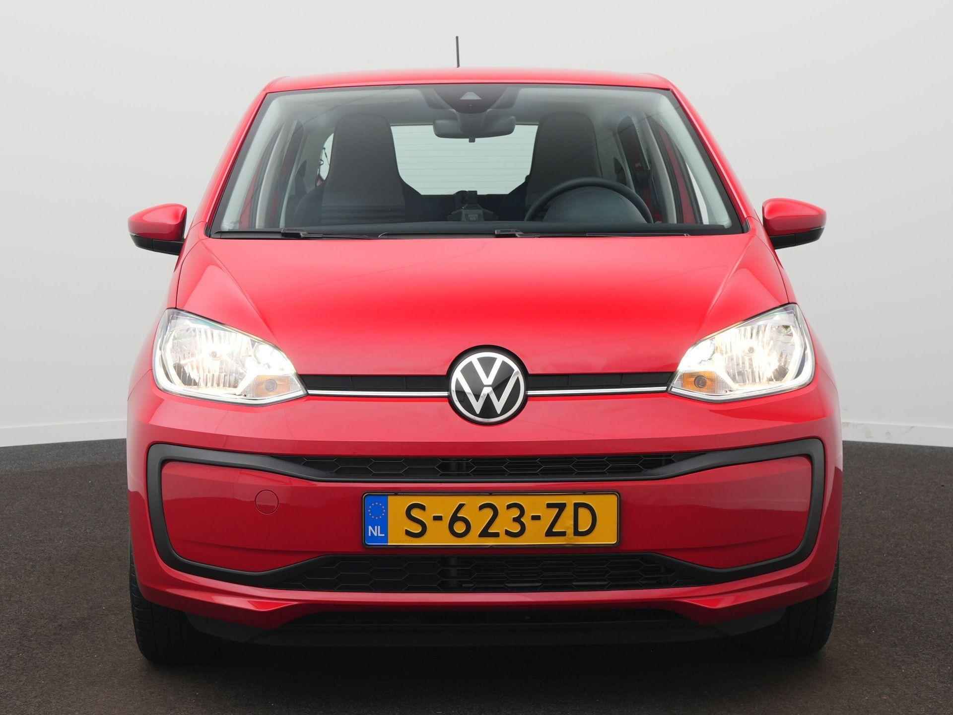 Volkswagen Up! 1.0 Clima / Cruise/ PDC - 2/29