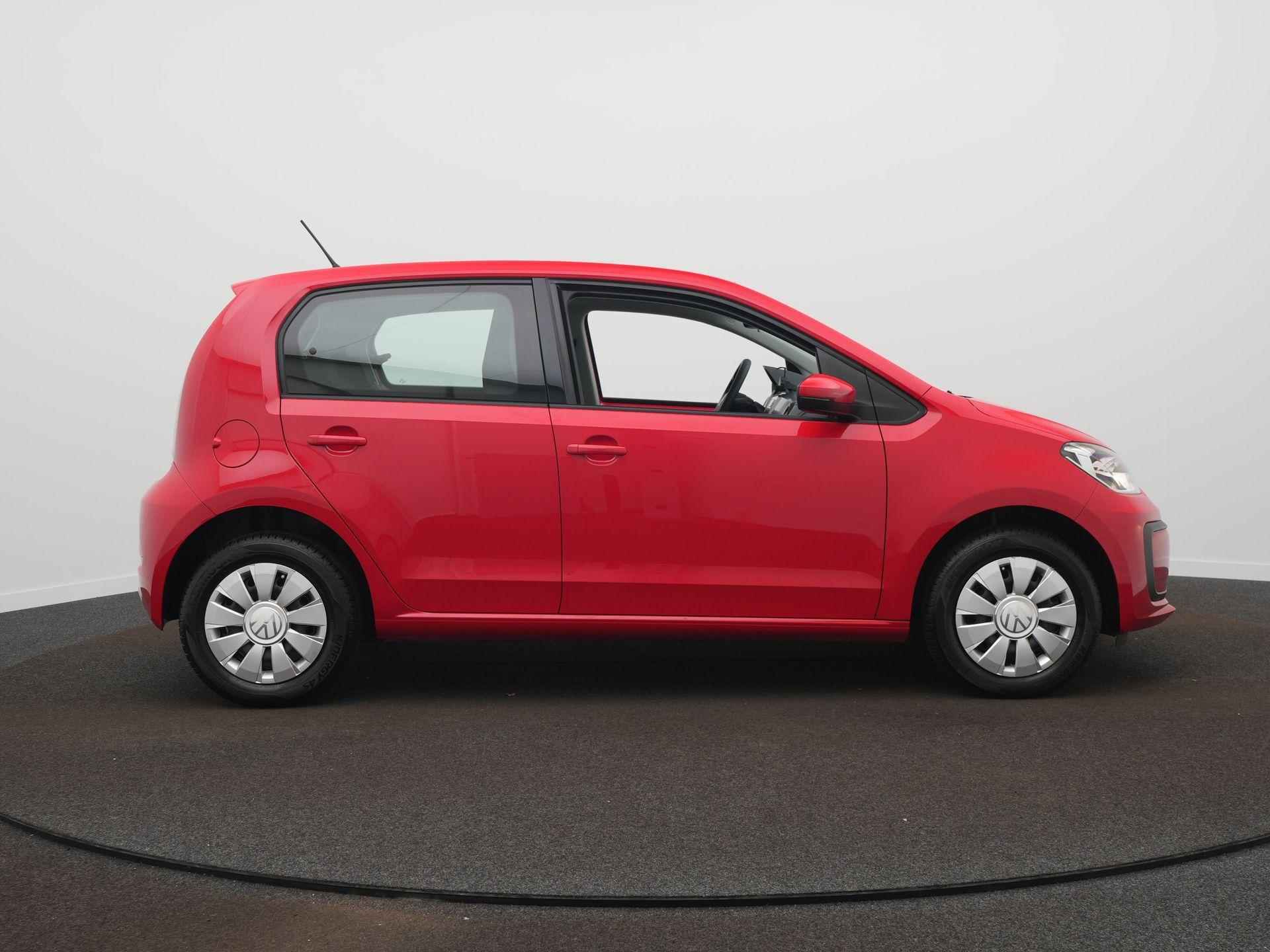 Volkswagen Up! 1.0 Clima / Cruise/ PDC - 4/29