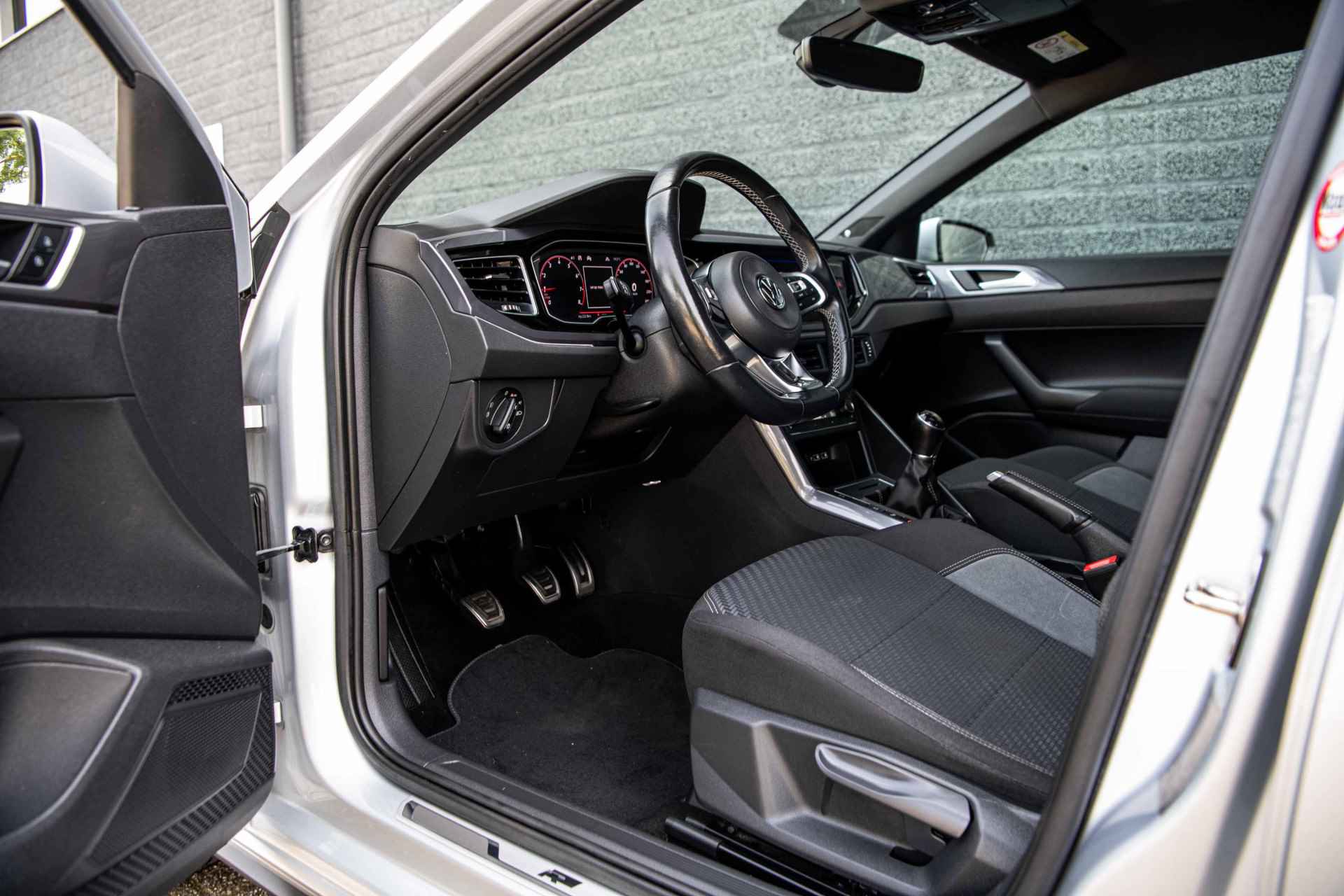 Volkswagen Polo 1.0 TSi 115 pk Highline Business R | 2x R-line | Panoramadak | Virtual cockpit - 26/42