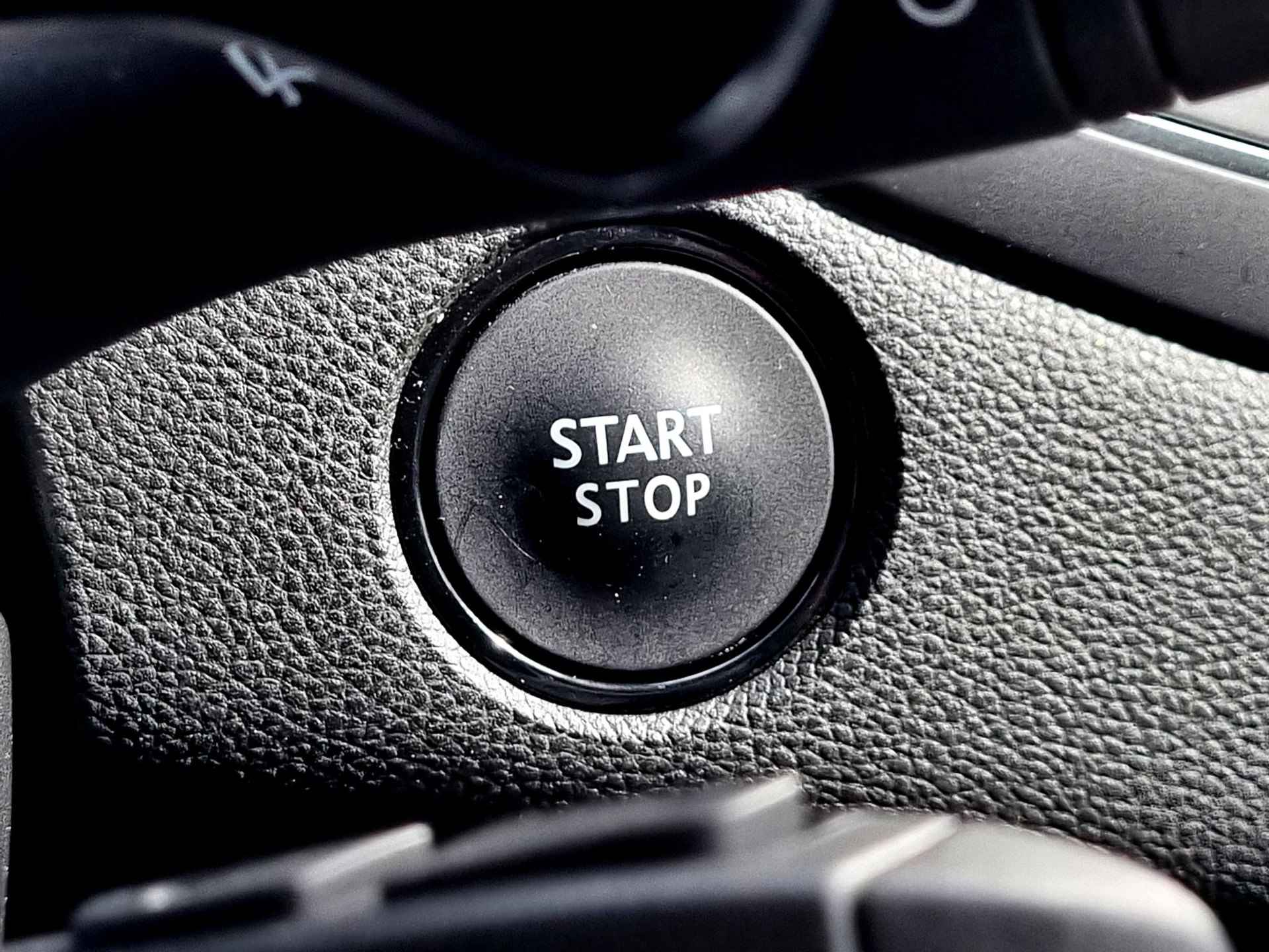 Renault Mégane Estate 1.6 TCe GT 205PK Automaat / Schuif-/Kanteldak / Navigatie / Head-up Display / - 45/54