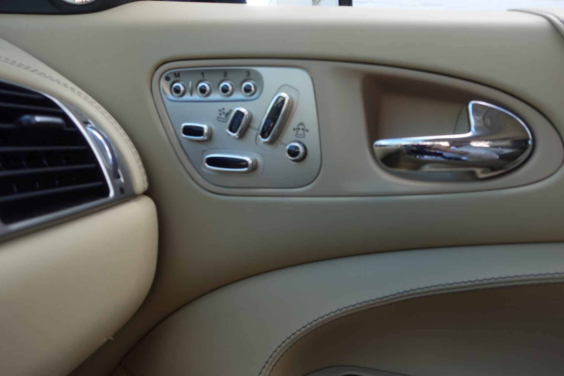 Jaguar XK 5.0 V8 Convertible Portfolio DEALER ONDERHOUDEN | STOEL VW + KOELING | CRUISE | TOP STAAT !! - 25/41