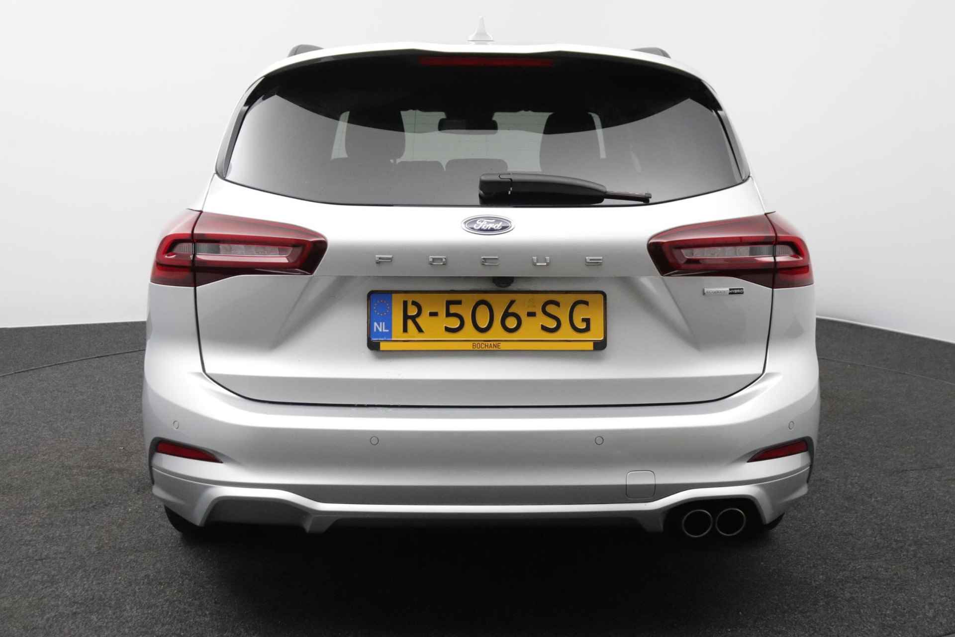 Ford Focus Wagon 1.0 EcoBoost 125 Hybrid ST Line | Achteruitrijcamera | Stoelverwarming - 18/48