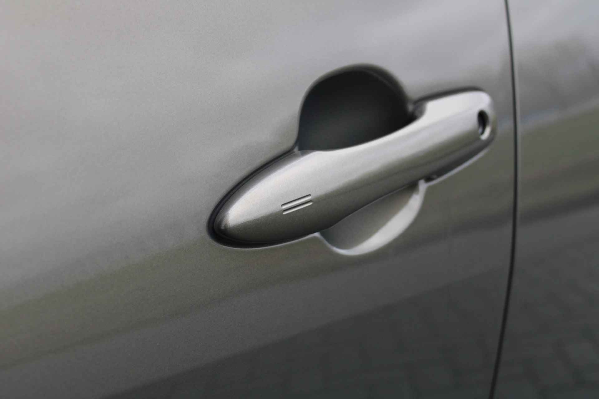 Mazda 2 Hybrid 1.5 Agile Comfort pakket | Airco | Cruise | Apple car play | Android auto | Camera | 15" LM | - 25/33