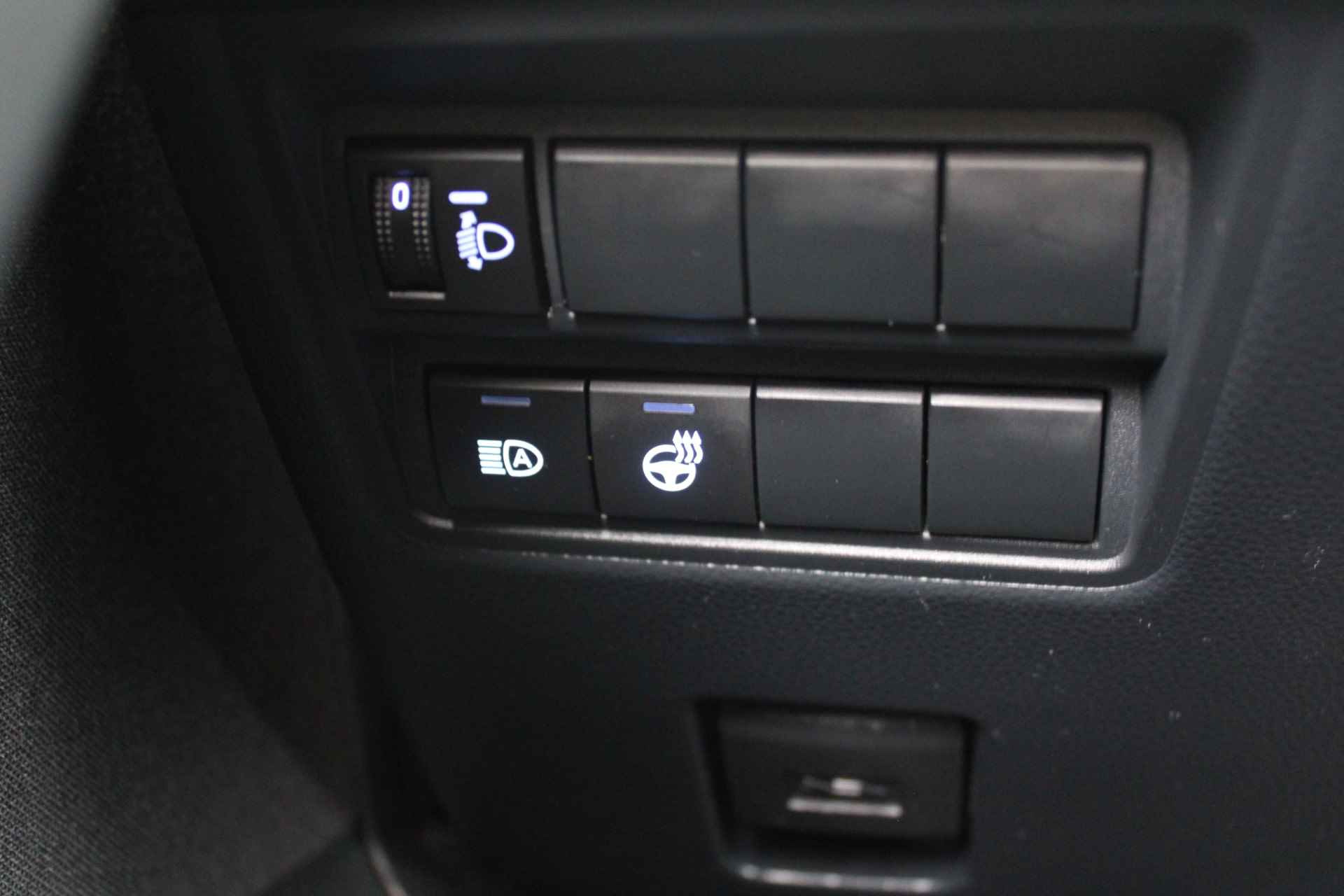 Mazda 2 Hybrid 1.5 Agile Comfort pakket | Airco | Cruise | Apple car play | Android auto | Camera | 15" LM | - 26/33