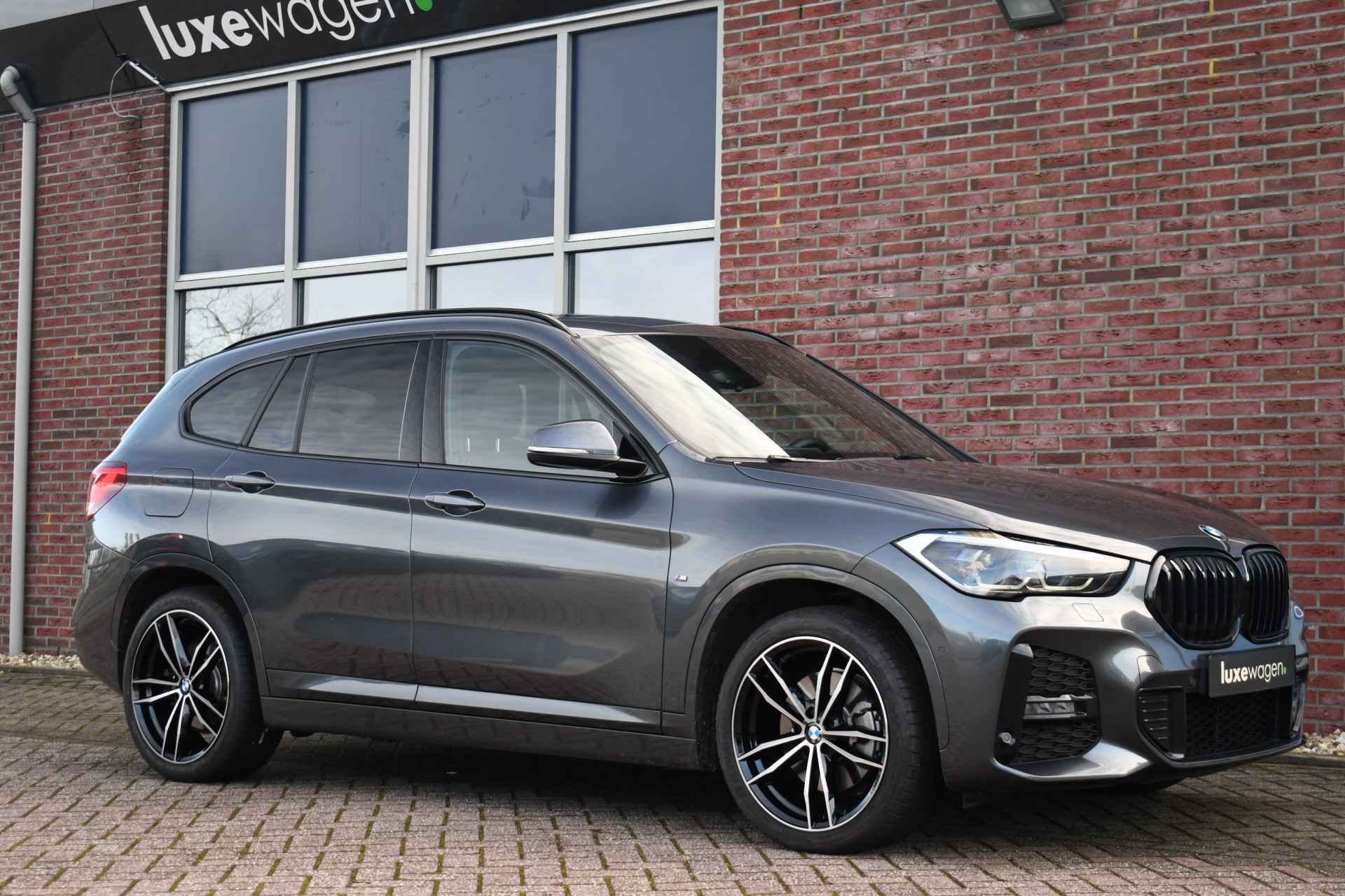 BMW X1 xDrive25e M-Sport Camera El-Klep Stuurverw 19inch - 5/55