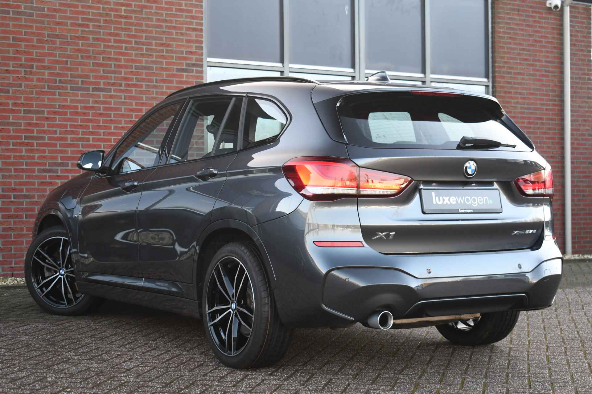 BMW X1 xDrive25e M-Sport Camera El-Klep Stuurverw 19inch - 20/55