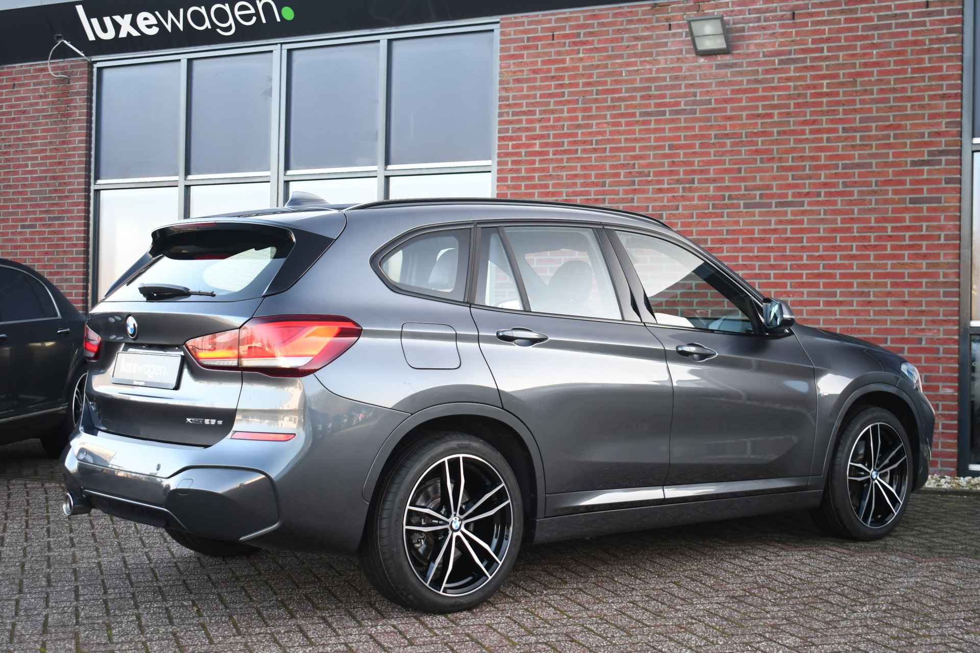 BMW X1 xDrive25e M-Sport Camera El-Klep Stuurverw 19inch - 31/55