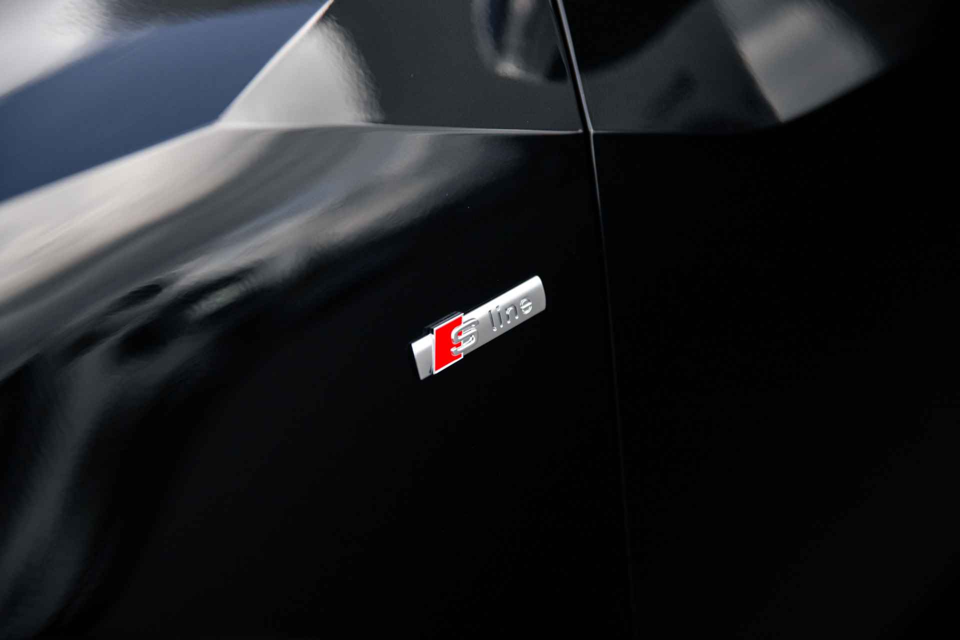 Audi Q2 35 TFSI S Edition | Adaptive cruise | Parking | Privacy glass | 18" - 57/58