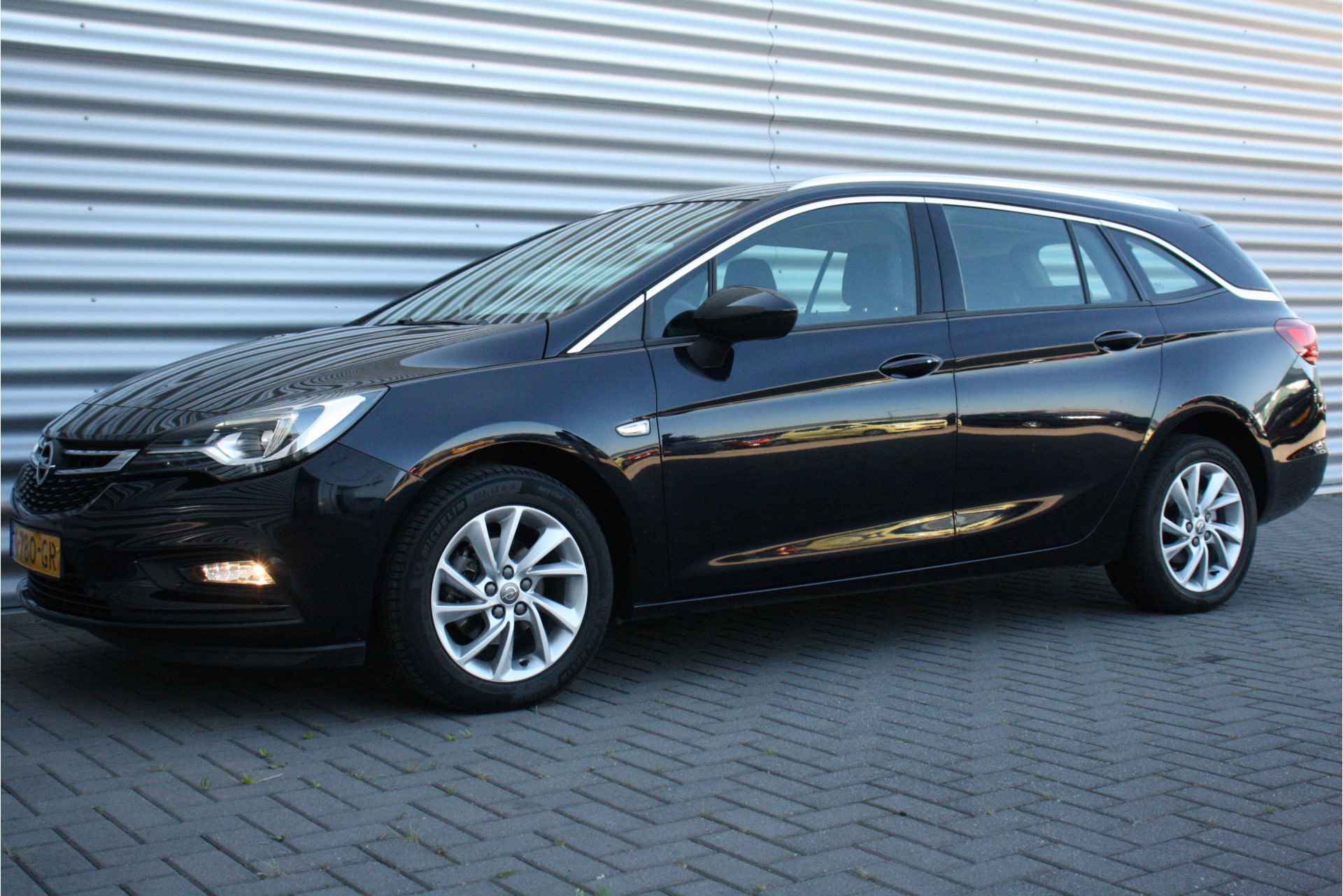 Opel Astra SPORTS TOURER 1.0 TURBO 105PK INNOVATION+ / NAVI / CLIMA / FULL-LED / PDC / AGR / 16" LMV / KEYLESS / BLUETOOTH / CRUISECONTROL - 6/36