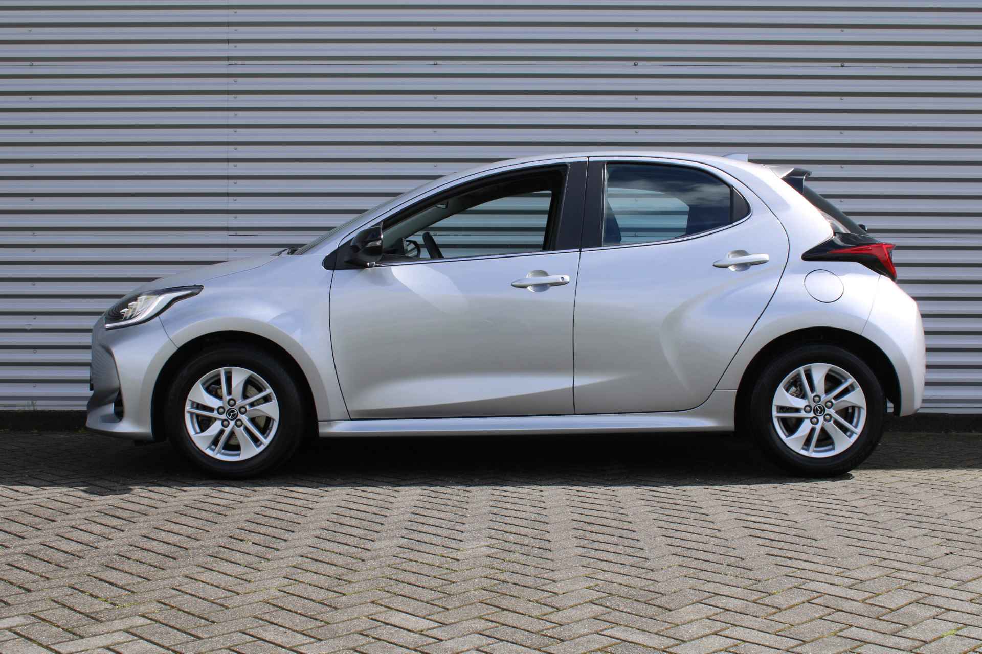 Mazda 2 Hybrid 1.5 Agile Comfort Pack | 15" LM | Airco | Cruise | PDC | - 8/33