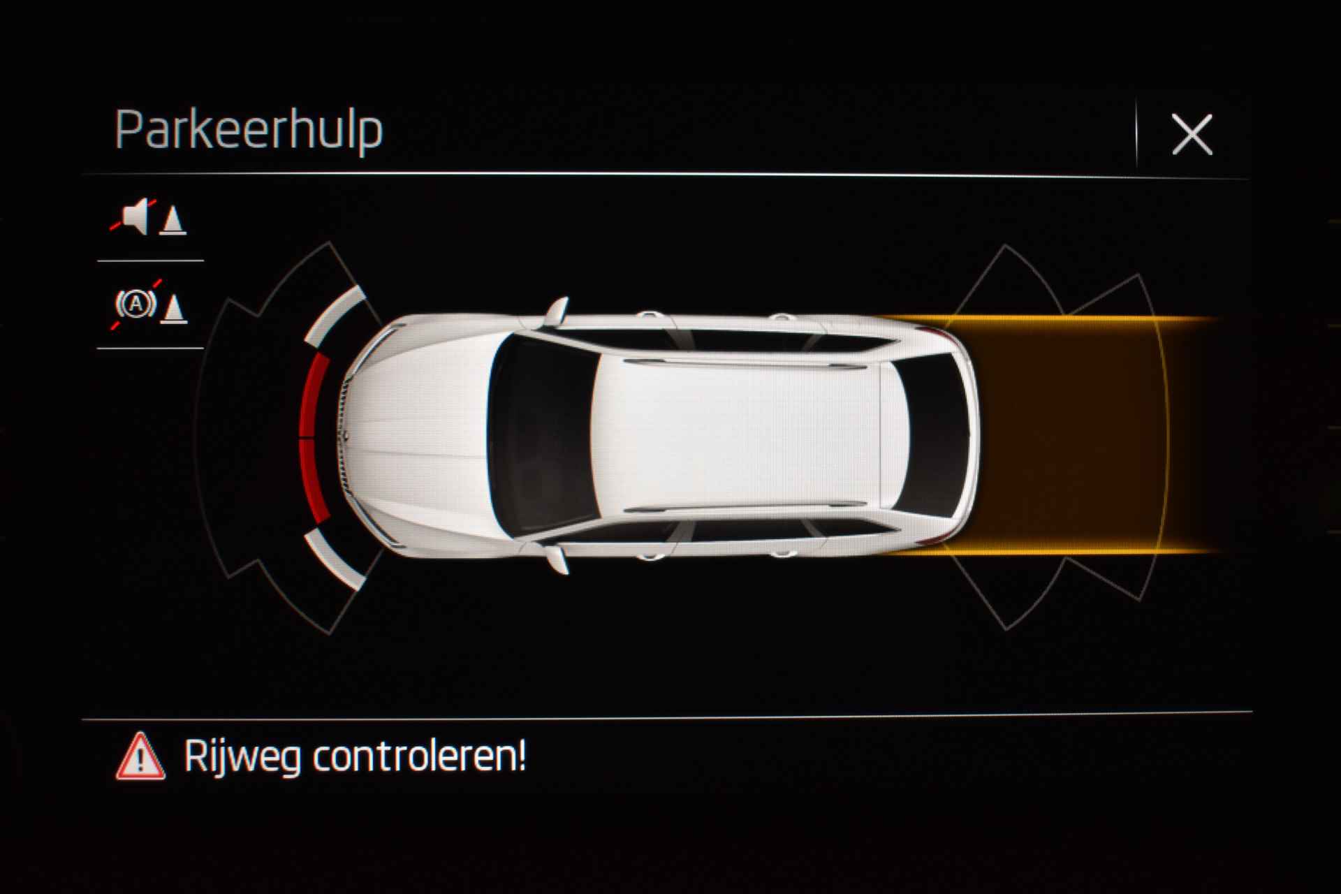 Škoda Superb Combi iV 218PK DSG HYBRID BUSINESS PLUS CARPLAY/PDC/NAVI - 34/44