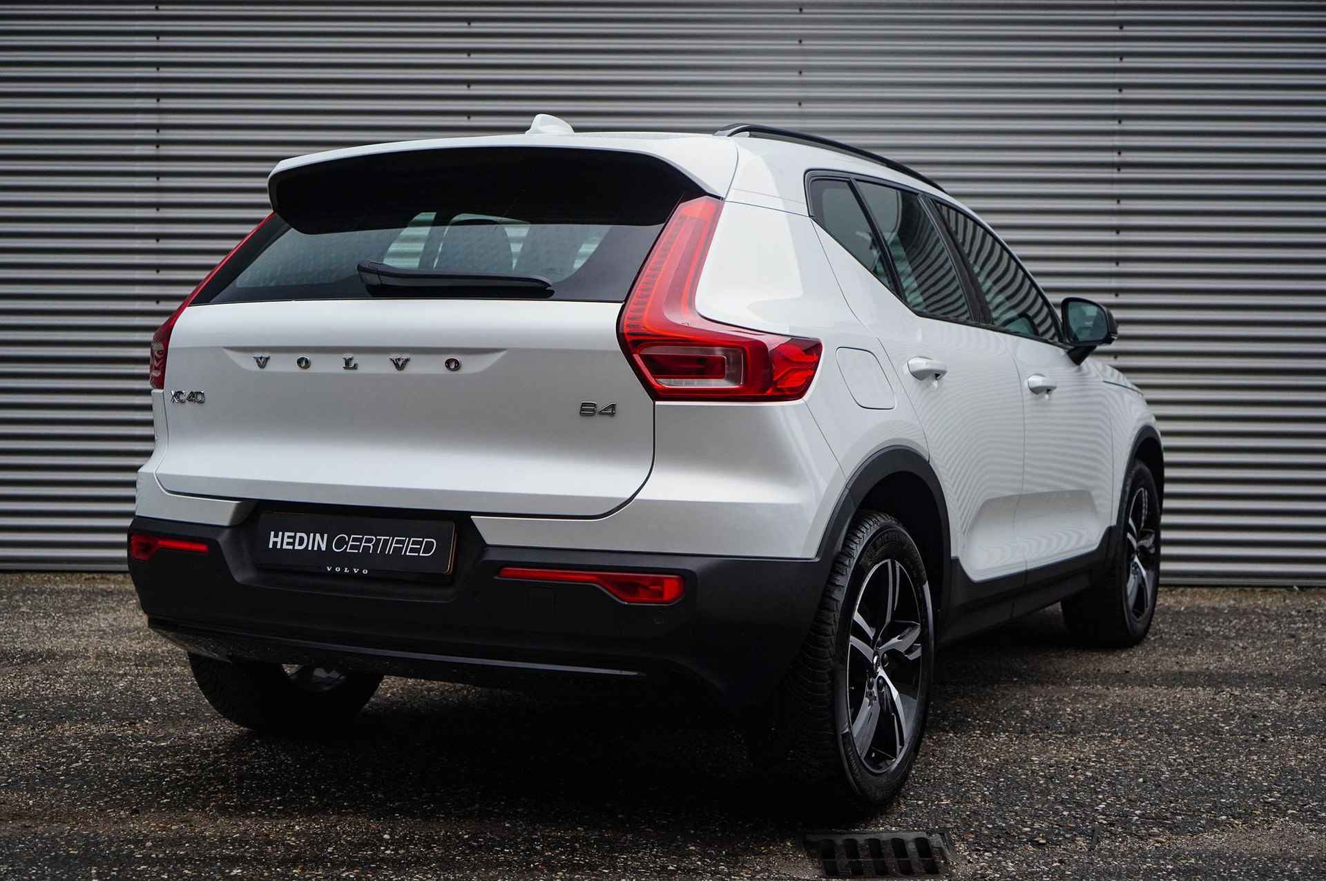 Volvo XC40 2.0 B4 Plus Dark | Google on Board | Internet | DAB+| Adaptieve Cruise controle | BLIS |  Climate Controle | spraak besturing | - 6/30