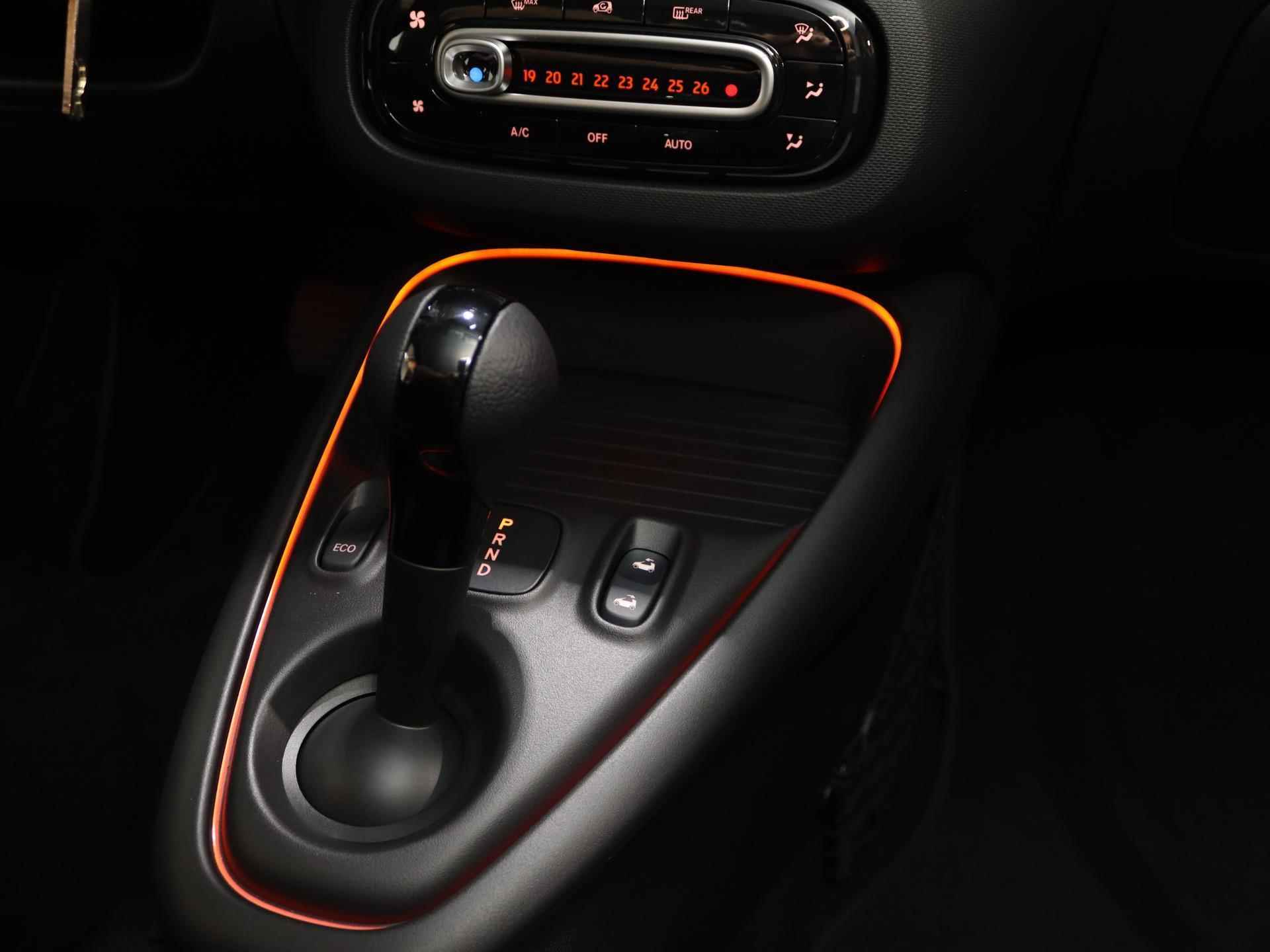 Smart fortwo cabrio EQ comfort plus EQ Comfort PLUS | Stuurverwarming | Smartphone integratie | Full LED | EQ Subsdie gaat van de brutoprijs af! - 8/20