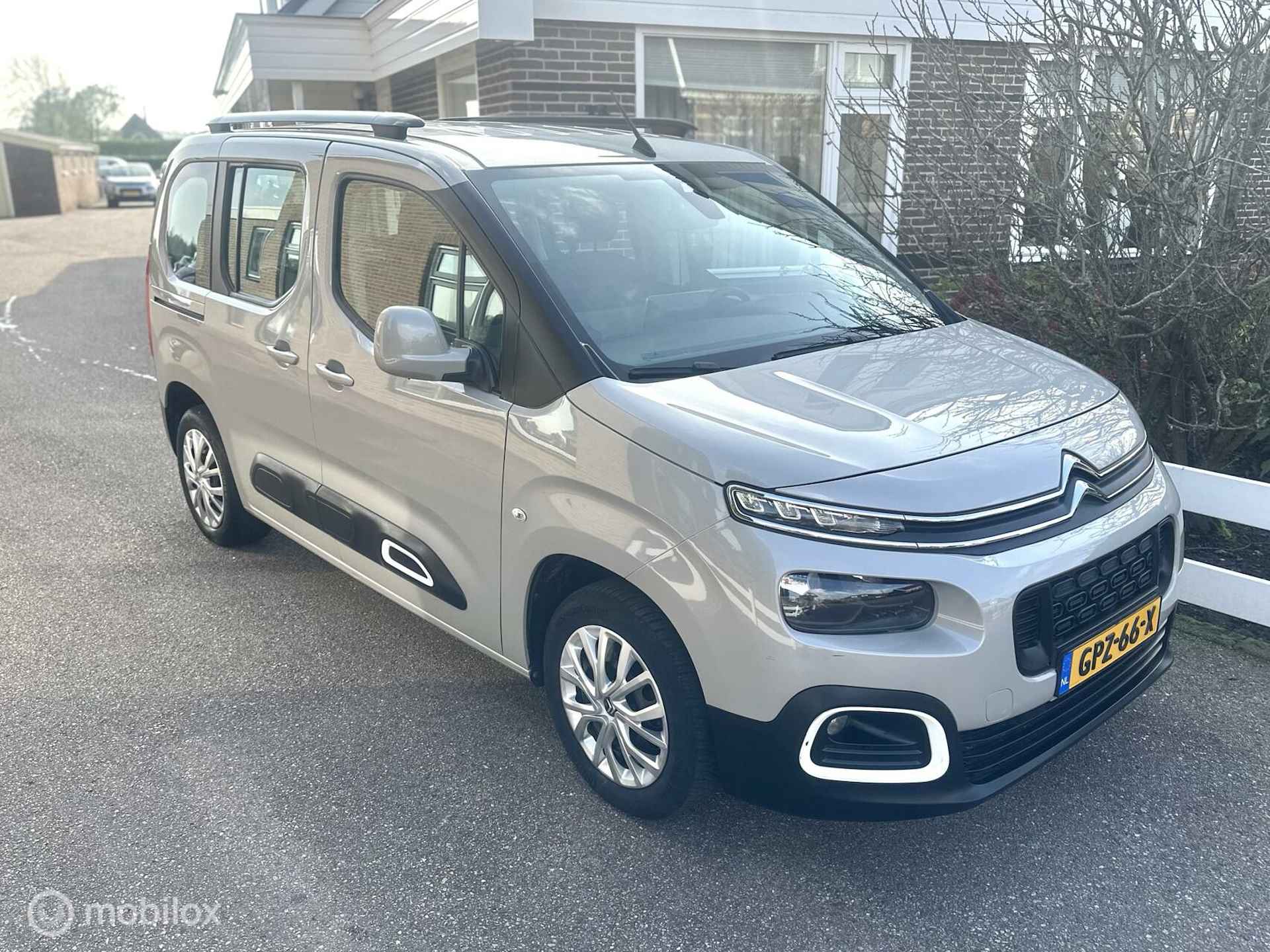 Citroen Berlingo XL 1.2 110PK PureTech Live CLIMATE CONTROLE CARPLAY NAVIGATIE ACHTERUITRIJ CAMERA ZEER NETTE AUTO!! - 9/20