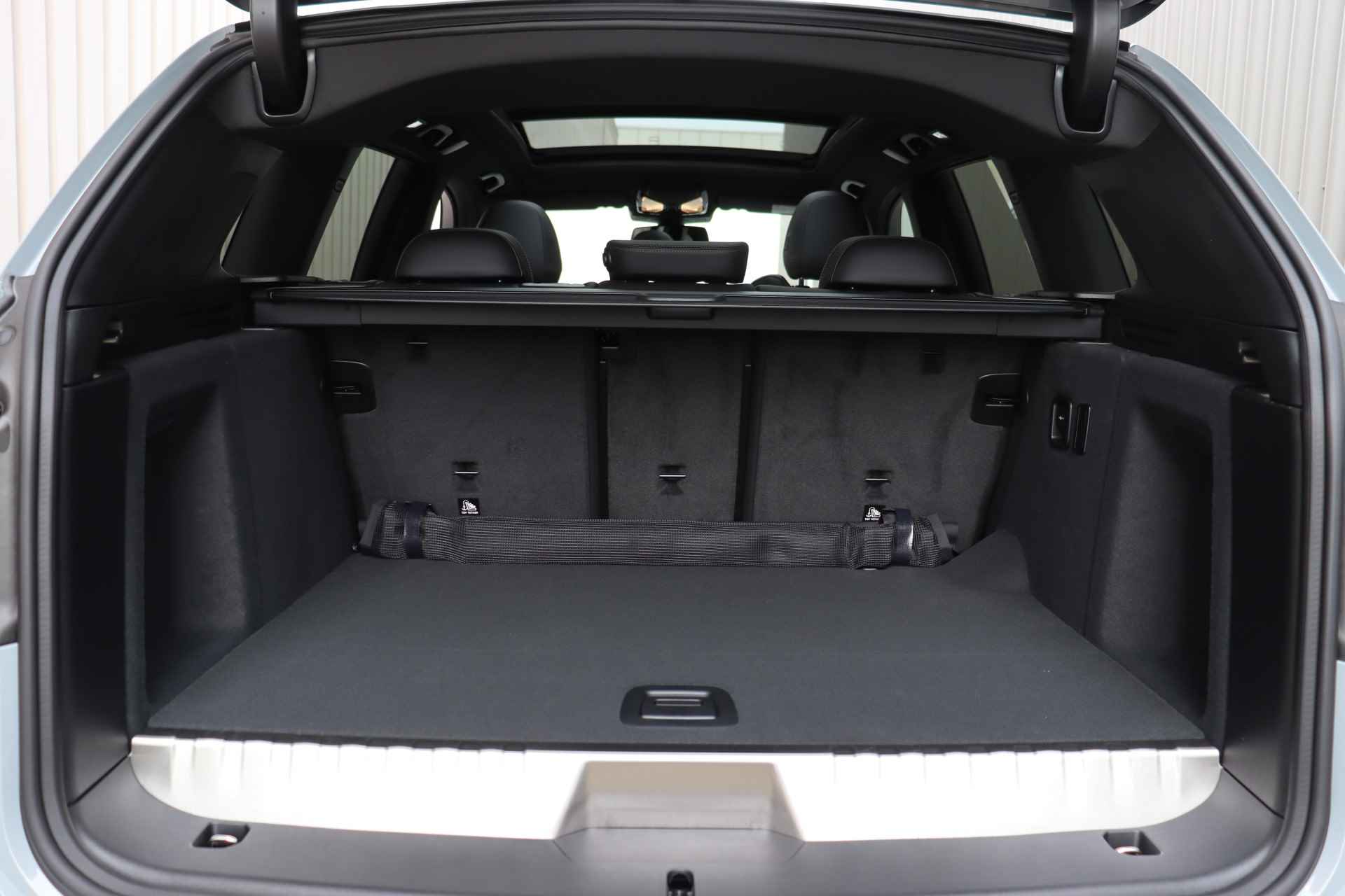 BMW X3 xDrive30e High Executive M Sport Automaat / Panoramadak / Trekhaak / Sportstoelen / Parking Assistant Plus / Driving Assistant Professional / Head-Up / Harman Kardon - 21/22