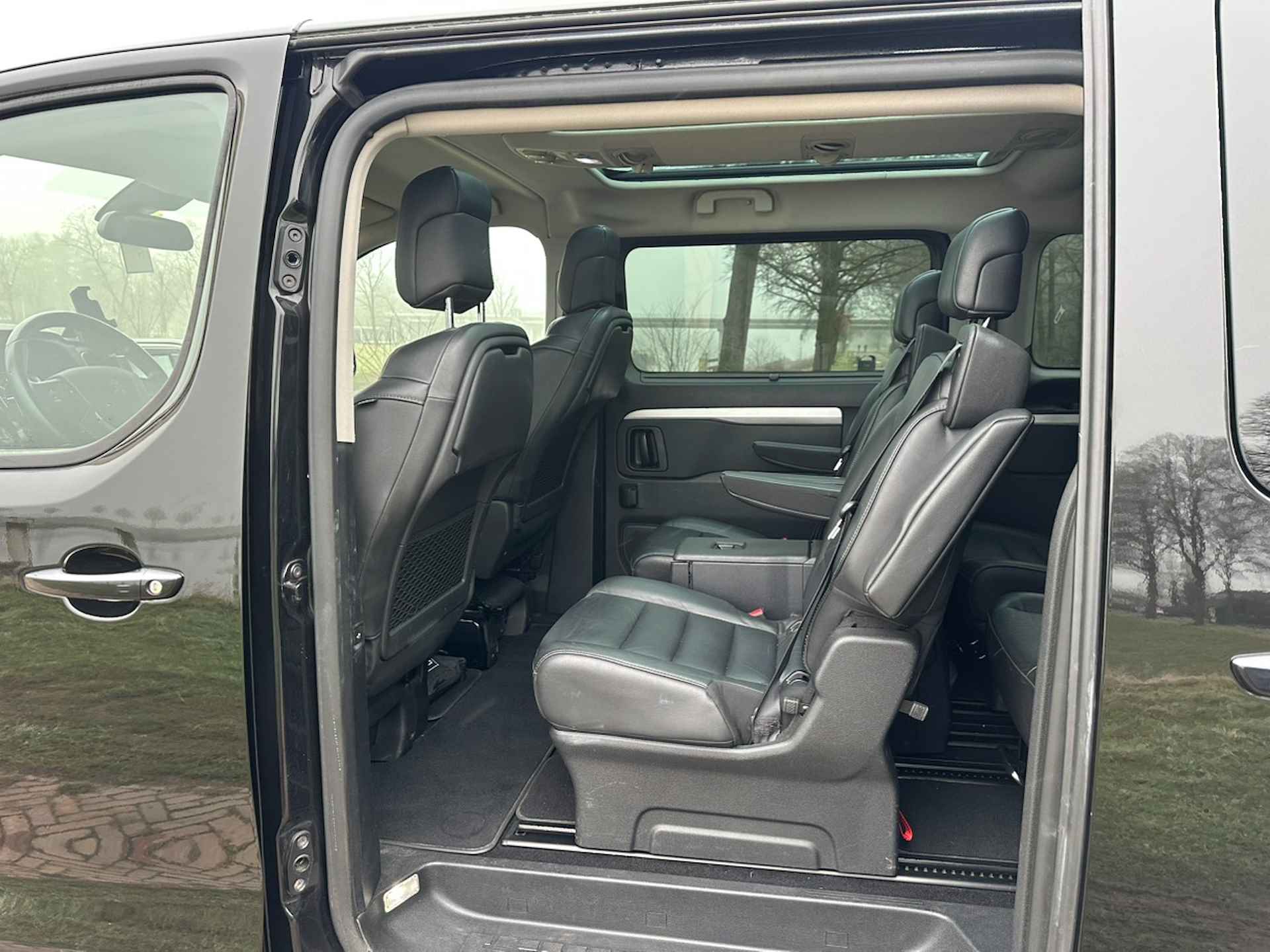 Peugeot Traveller 2.0 BlueHDi 180 Business VIP Standard S&S | UNIEK | Captain chairs | Stoelverwarming | Massage | Automaat - 17/26